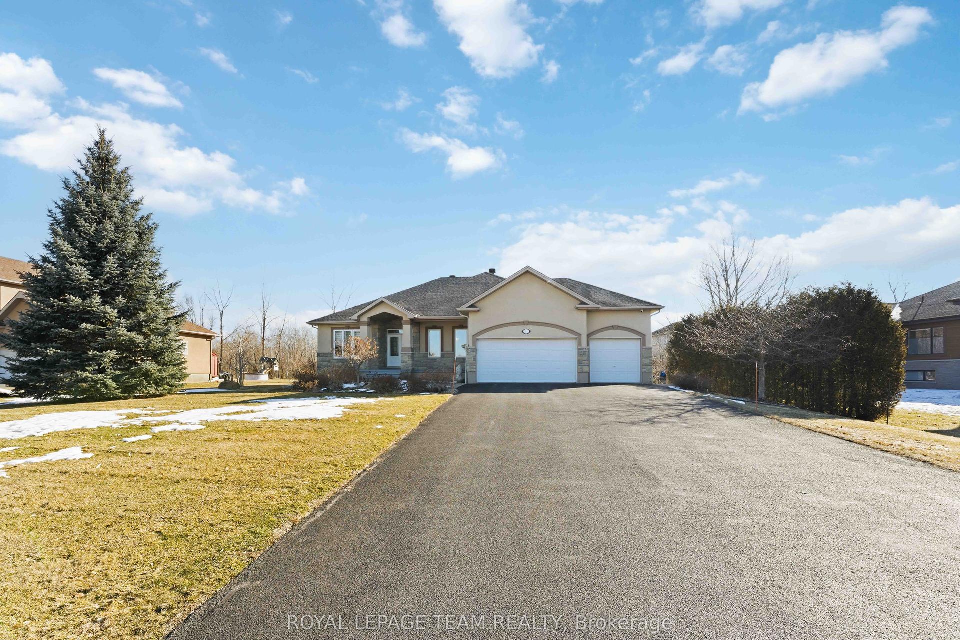 6868 Sparkling Lake Way — photo 1