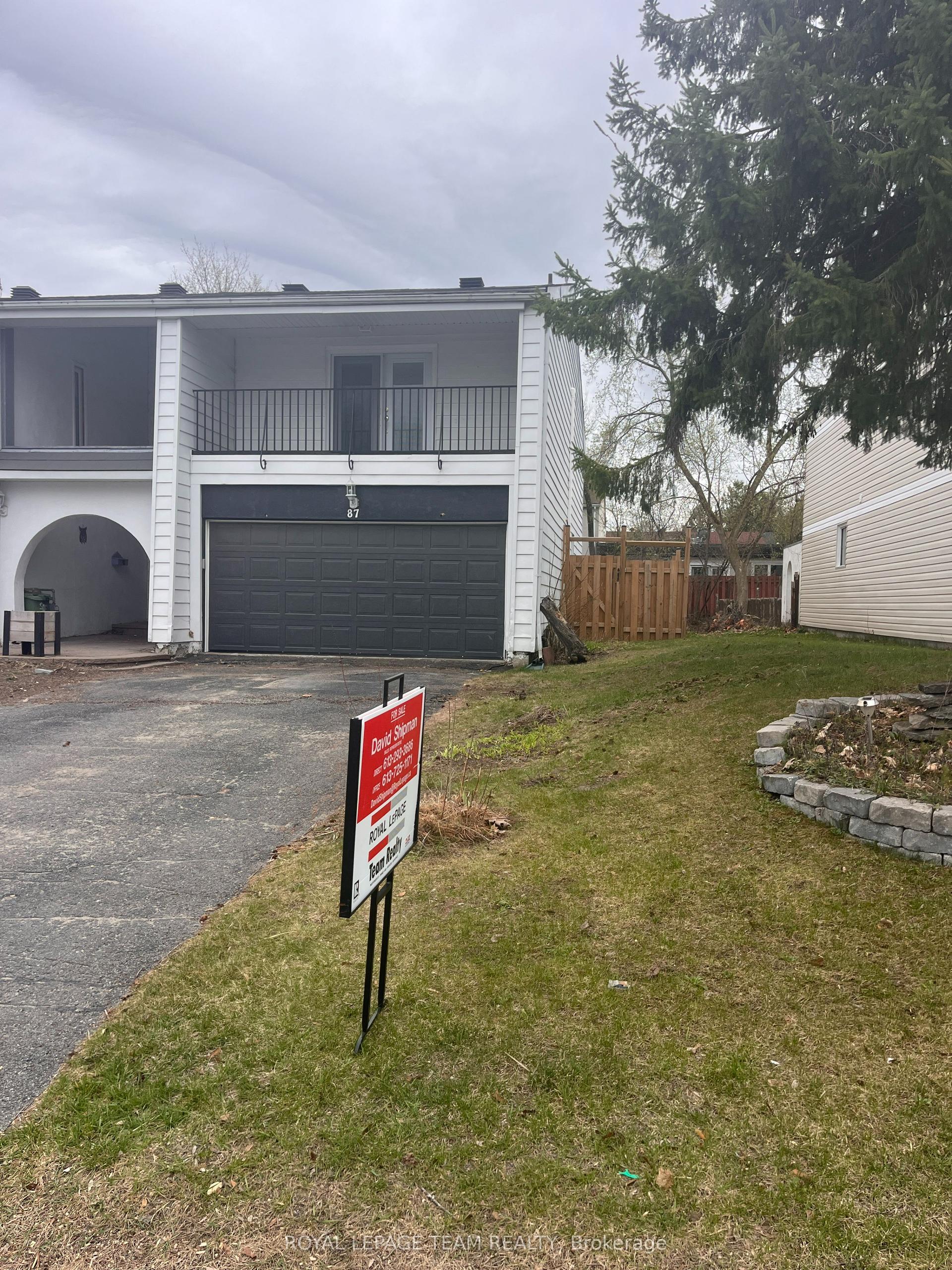 87 Grady Crescent — photo 1