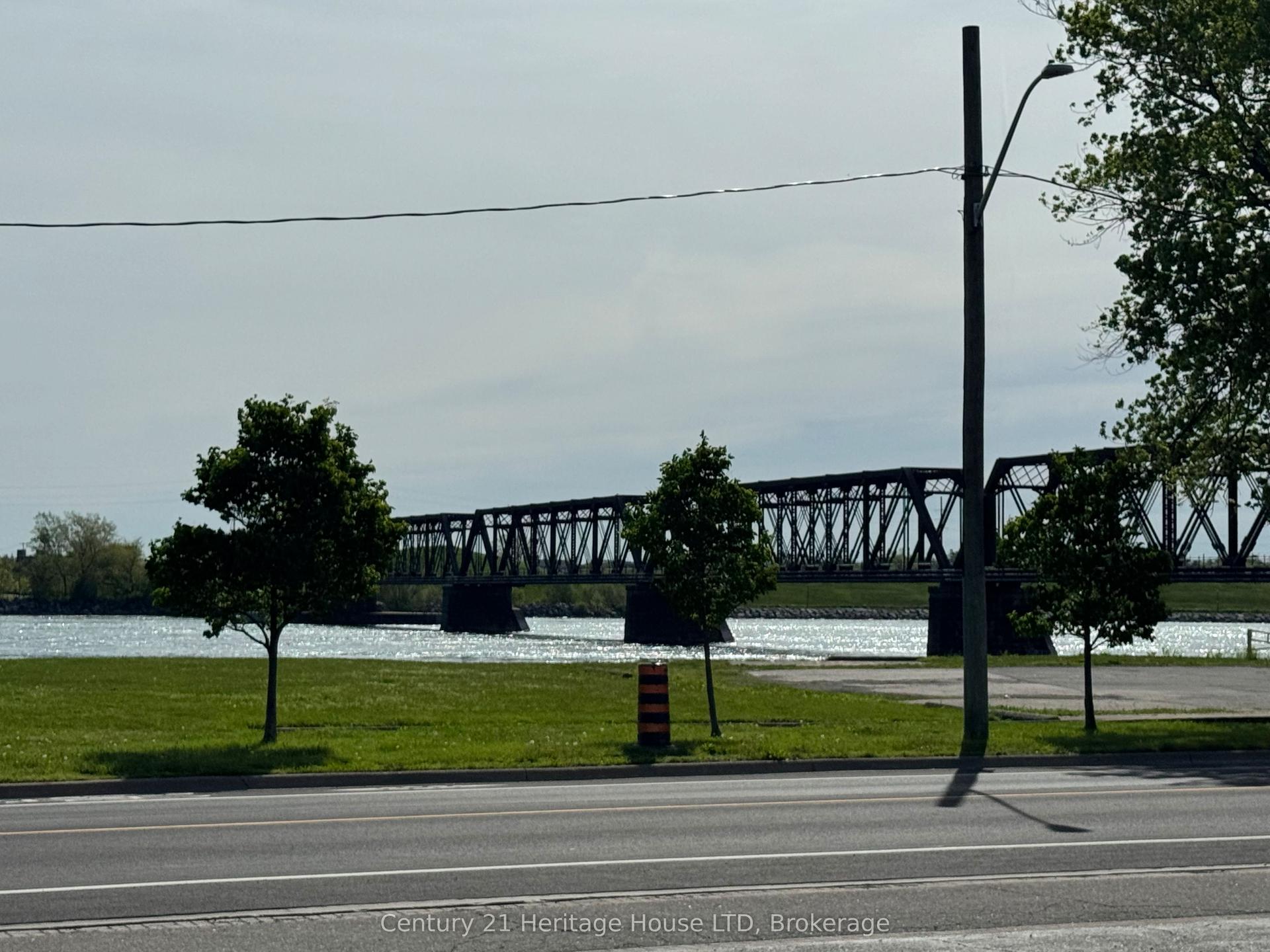 591 Niagara Boulevard 9 #9 — photo 1