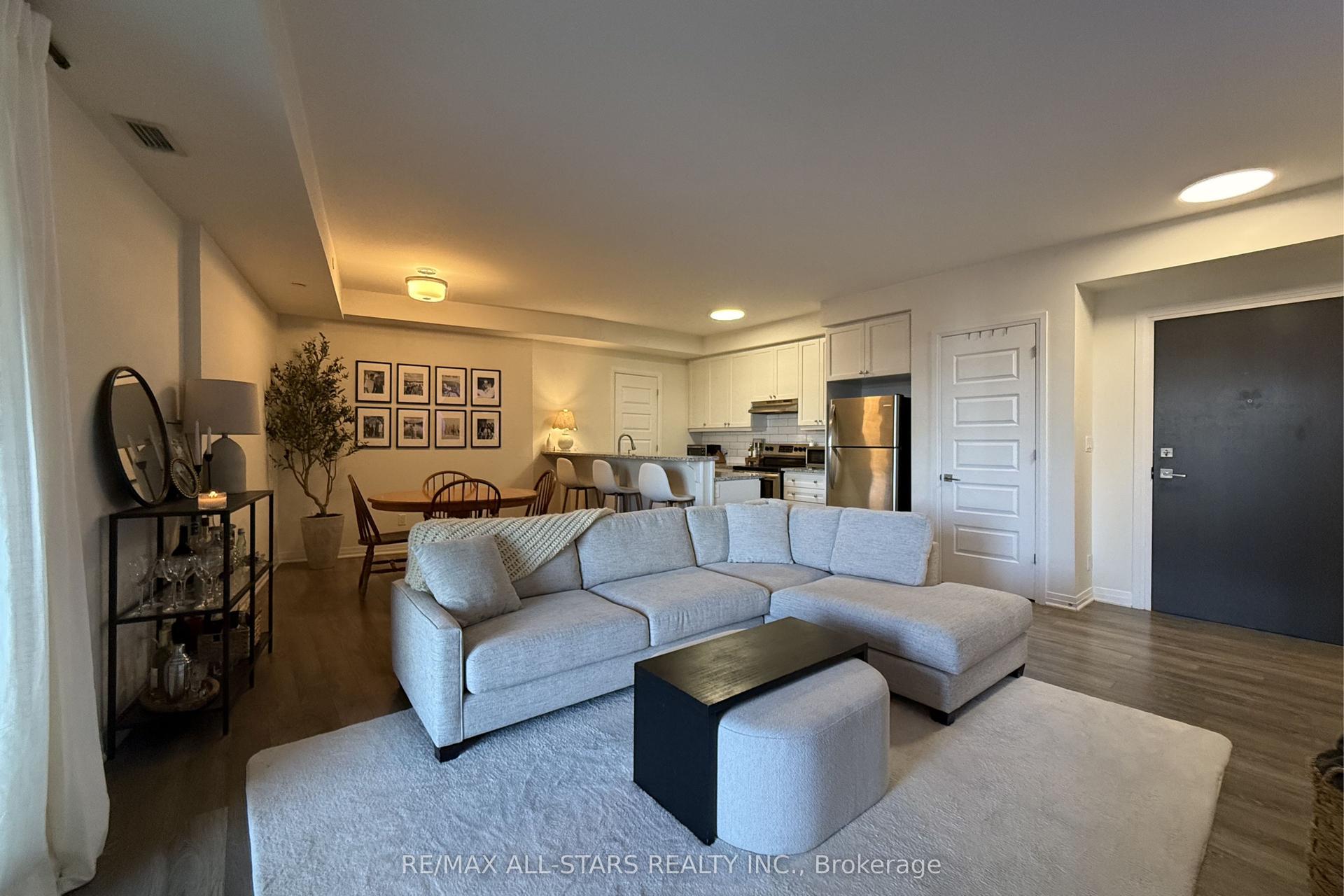 58 Adam Sellers Street 418 #418 — photo 1