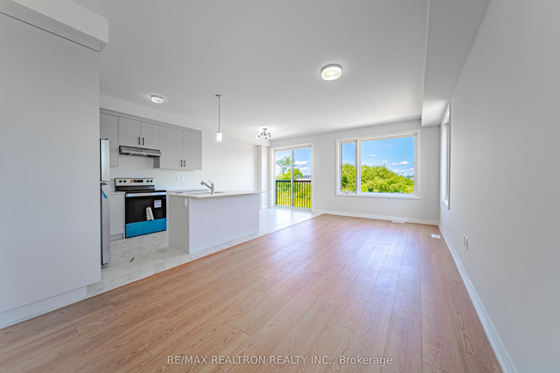 41 John McCrae Street — photo 1