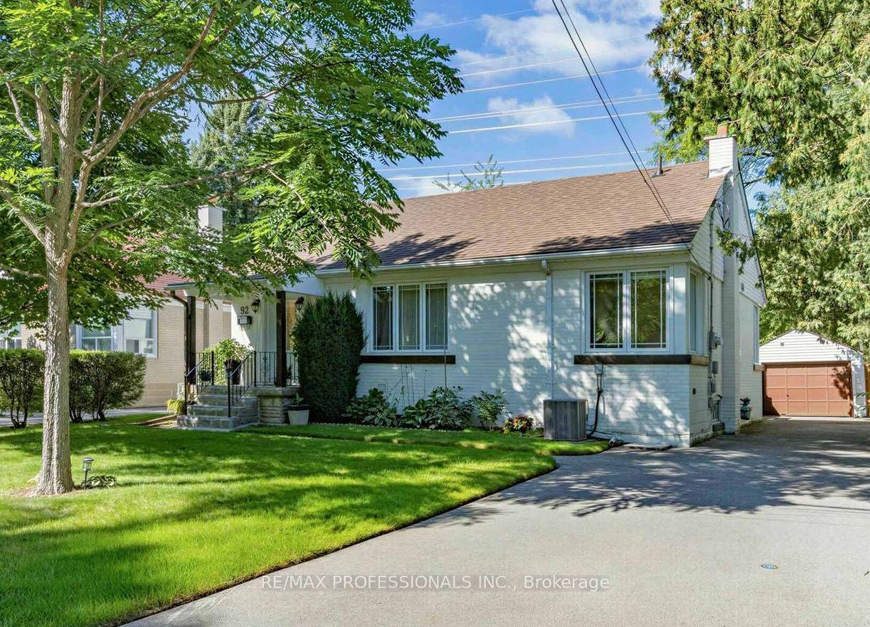 92 Westrose Avenue, Toronto — Detached for sale, photo 1