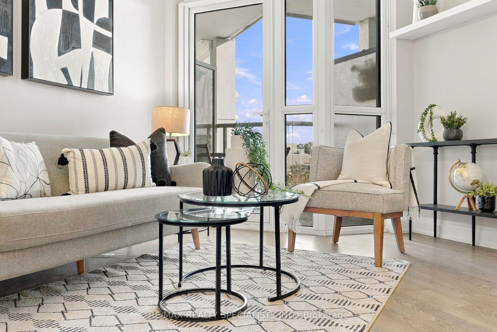 65 Speers Road 313 #313, Oakville — Condo for sale, photo 1