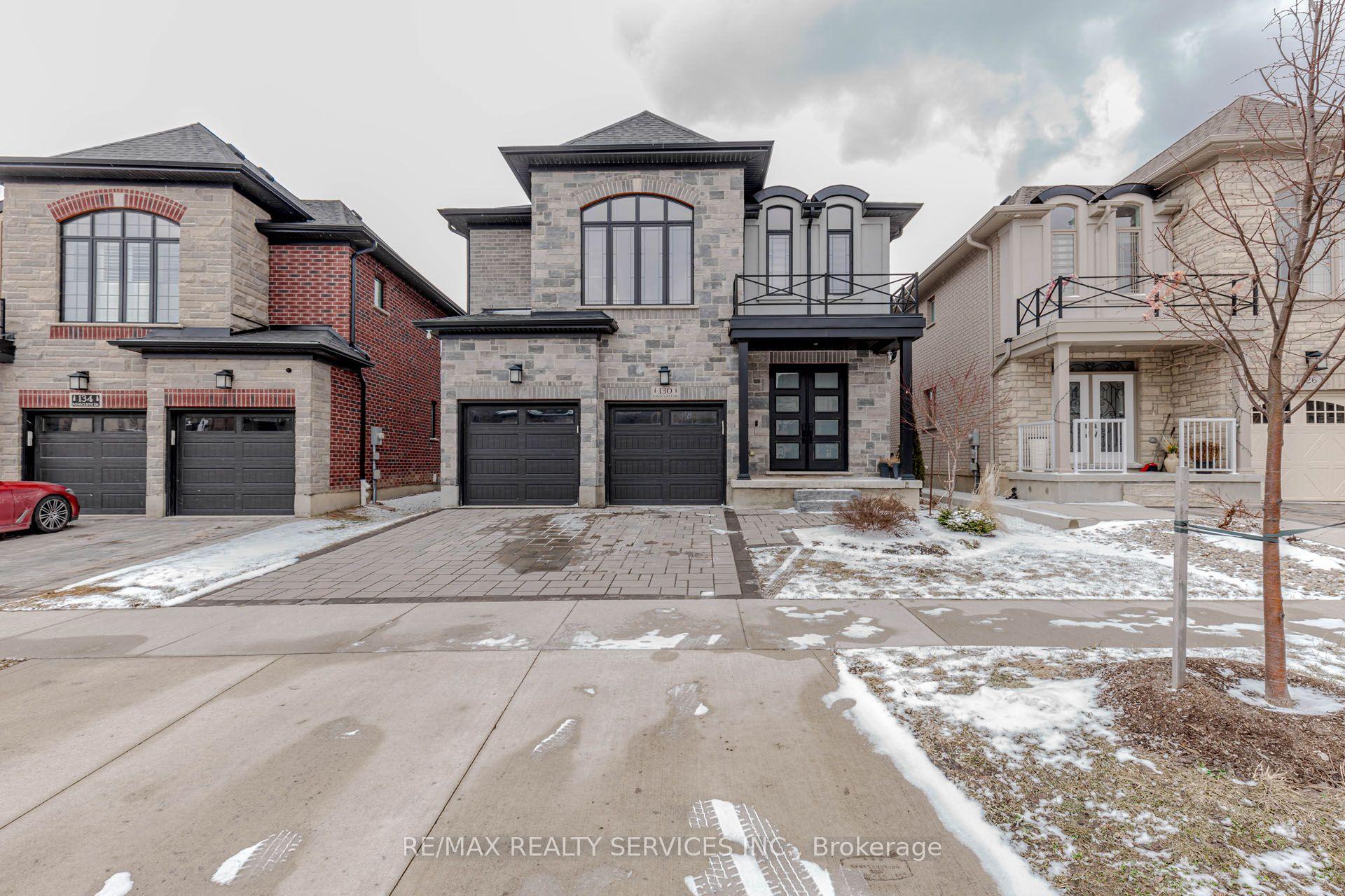 130 Pondcliffe Drive — photo 1