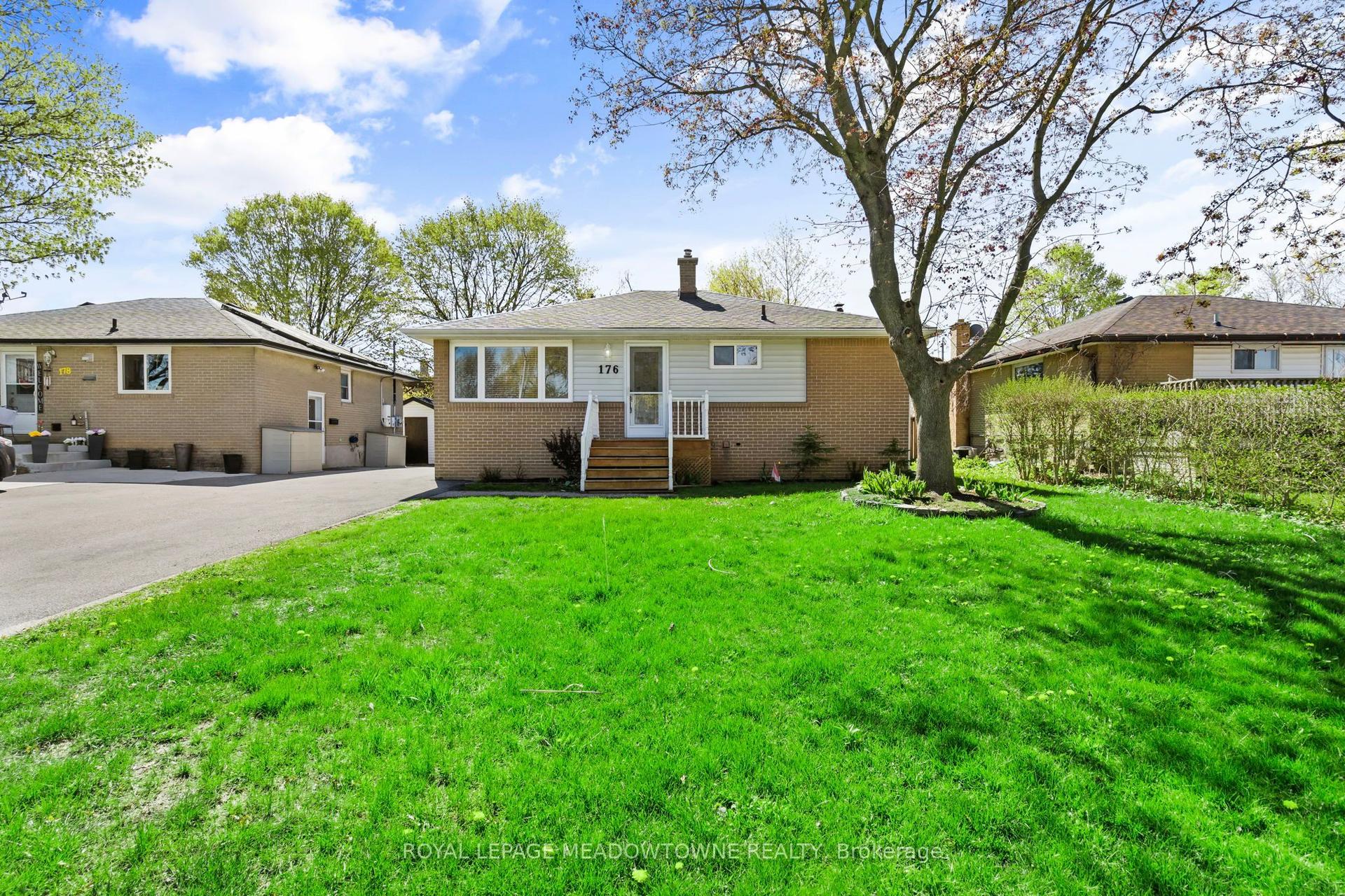 176 Longfield Road Upper #Upper — photo 1
