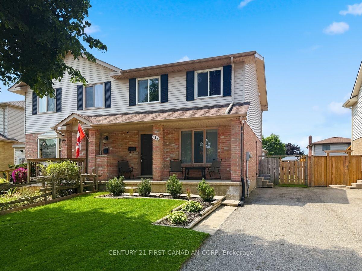 212 Martinet Avenue, London East — Semi-Detached for sale, photo 1