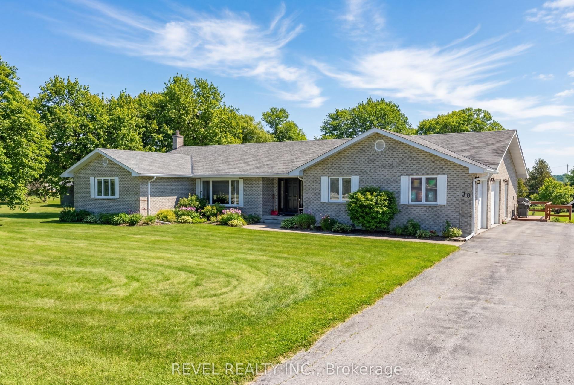 30 Castle Harbour Drive — photo 1