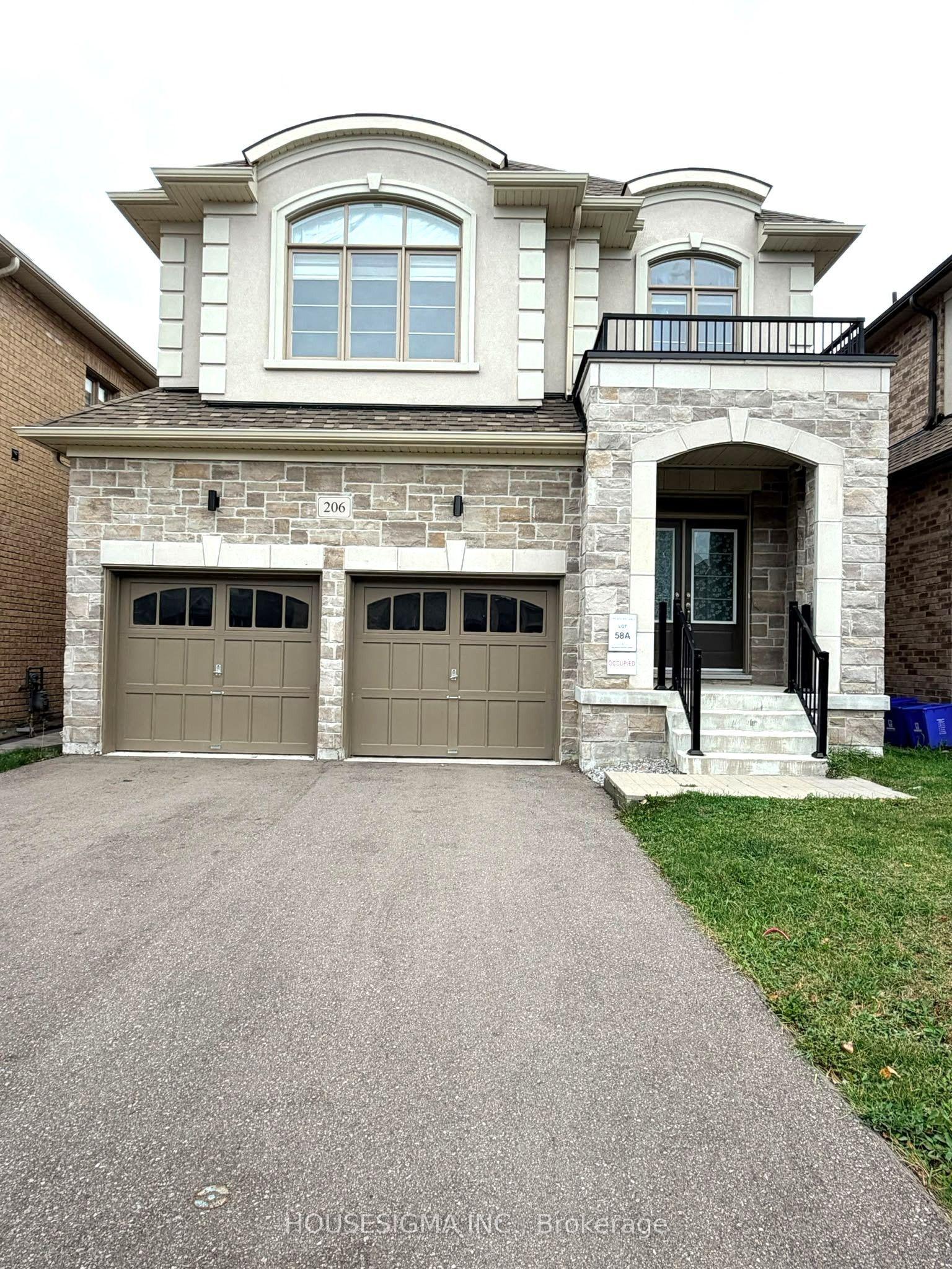 206 Ronald Guscott Street, Oshawa — Detached for lease, photo 1