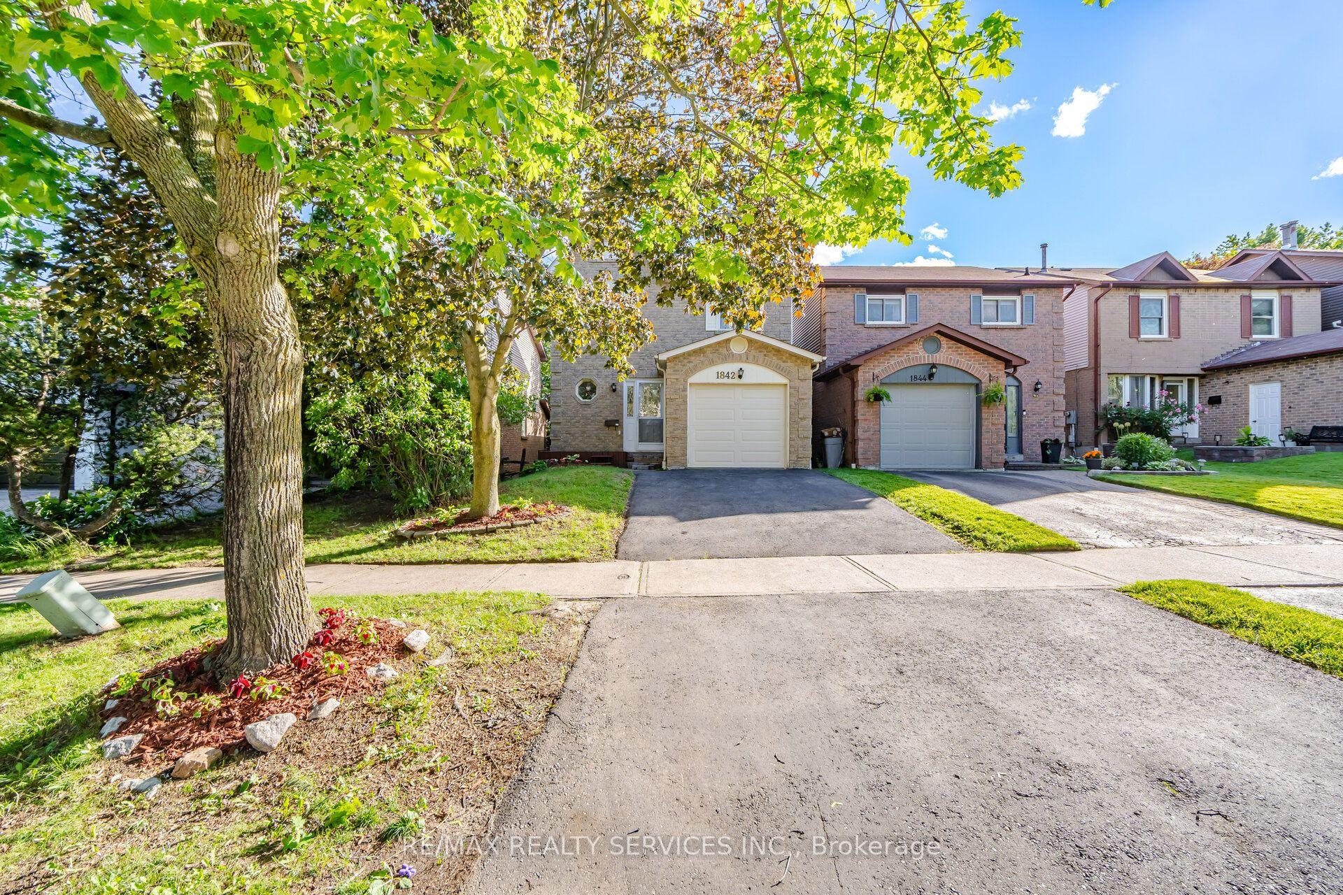 1842 Cricket Lane — photo 1