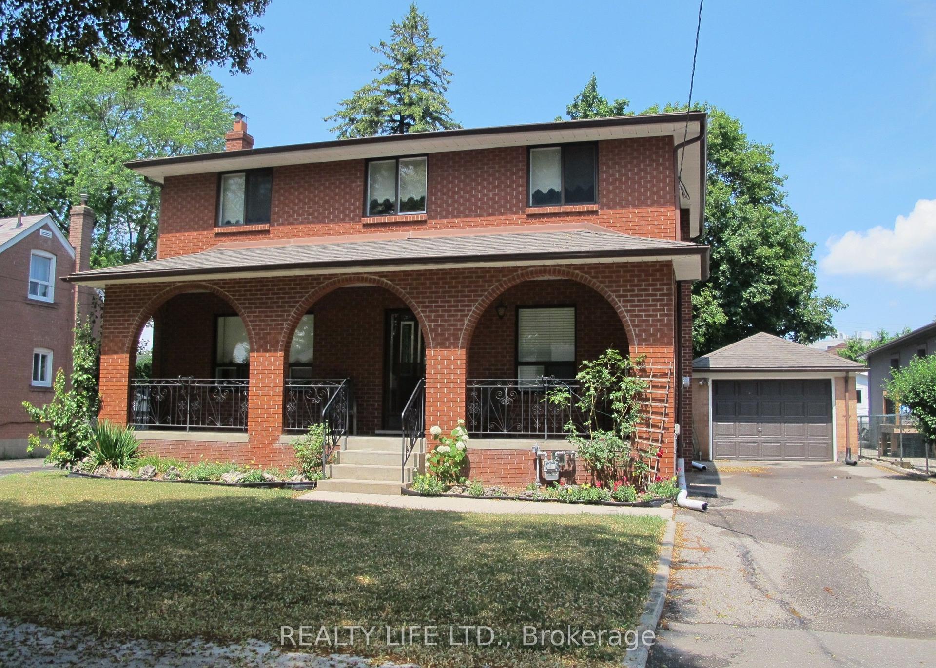 4 Rosalie Avenue, Toronto — Detached for sale, photo 1