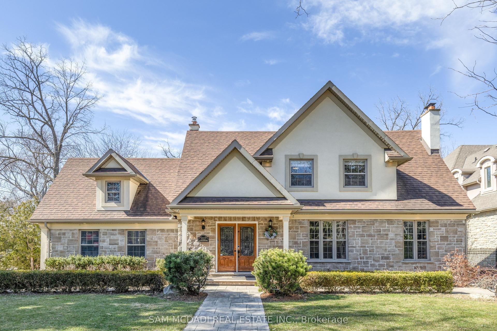 3325 Lakeshore Road — photo 1