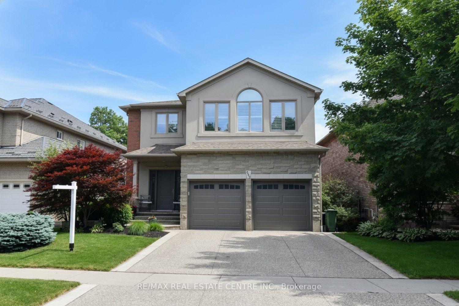 227 Valridge Drive — photo 1