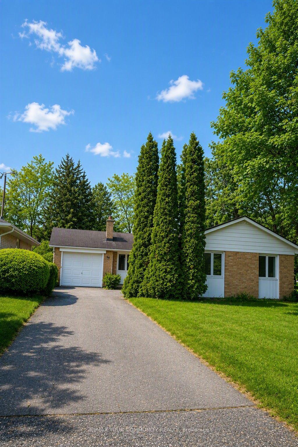 98 Wigmore Drive, Toronto — Detached for lease, photo 1