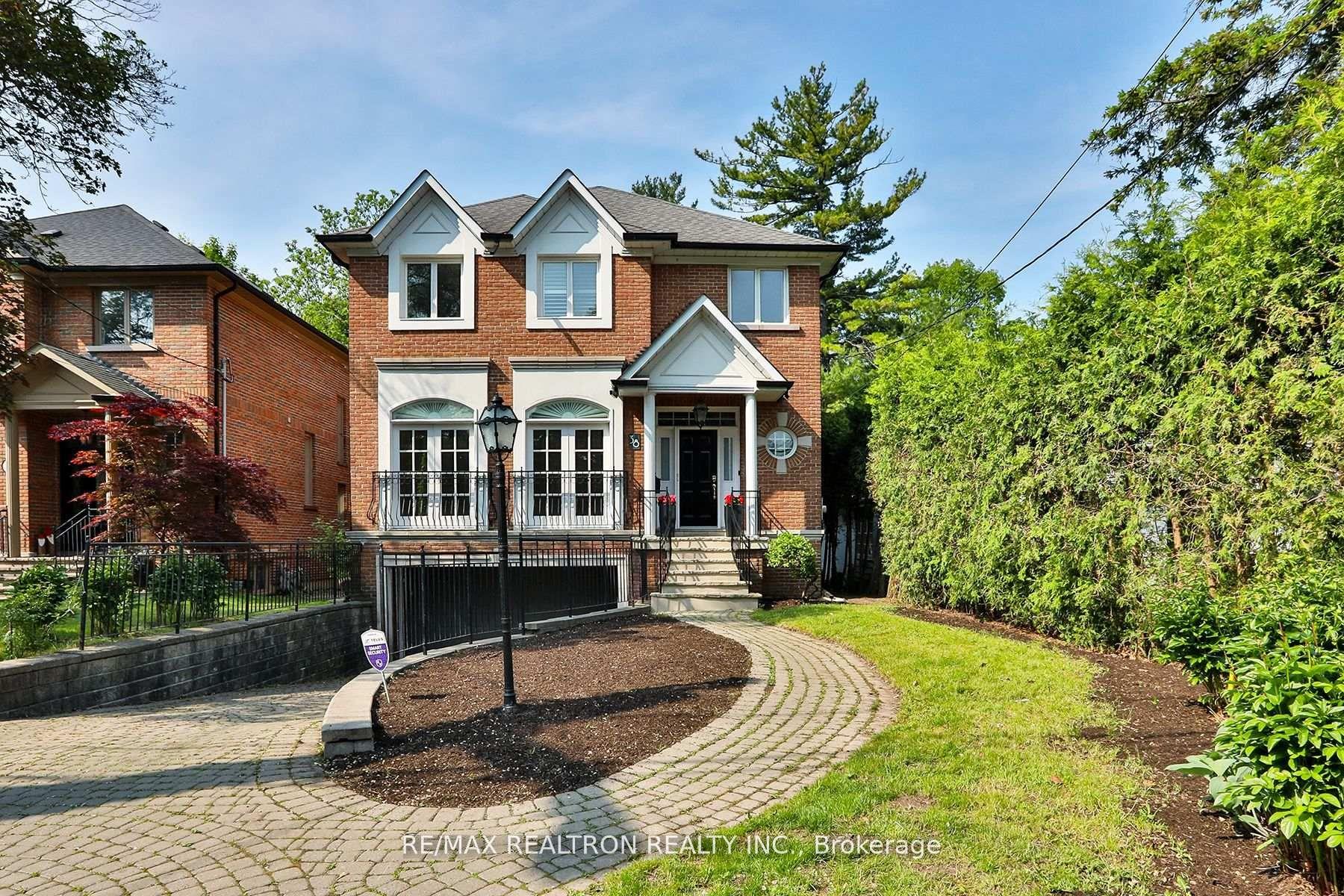 38 GWENDOLEN Crescent — photo 1