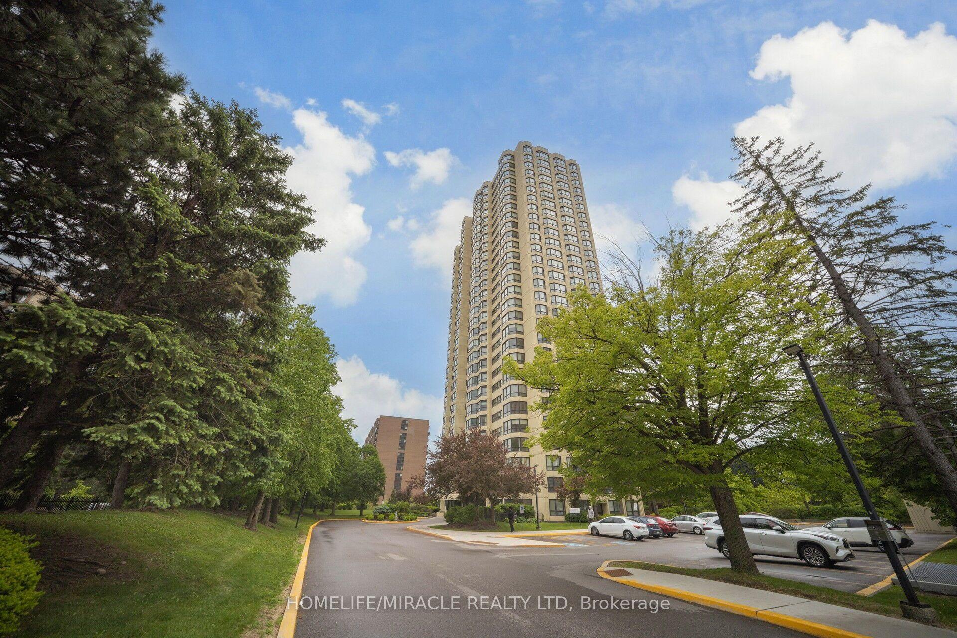 8 Lisa Street 1802 #1802 — photo 1