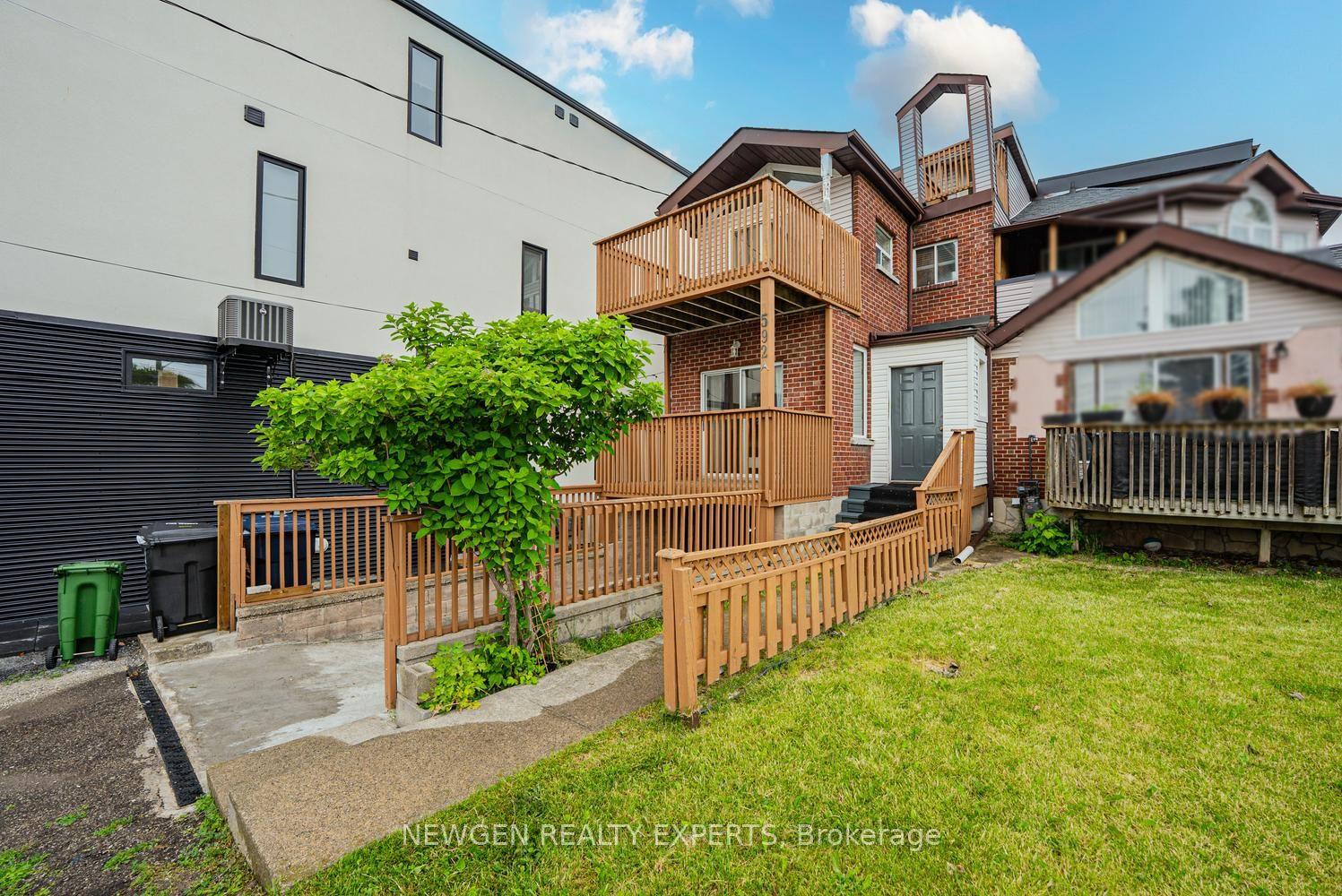 592A Danforth Road — photo 1