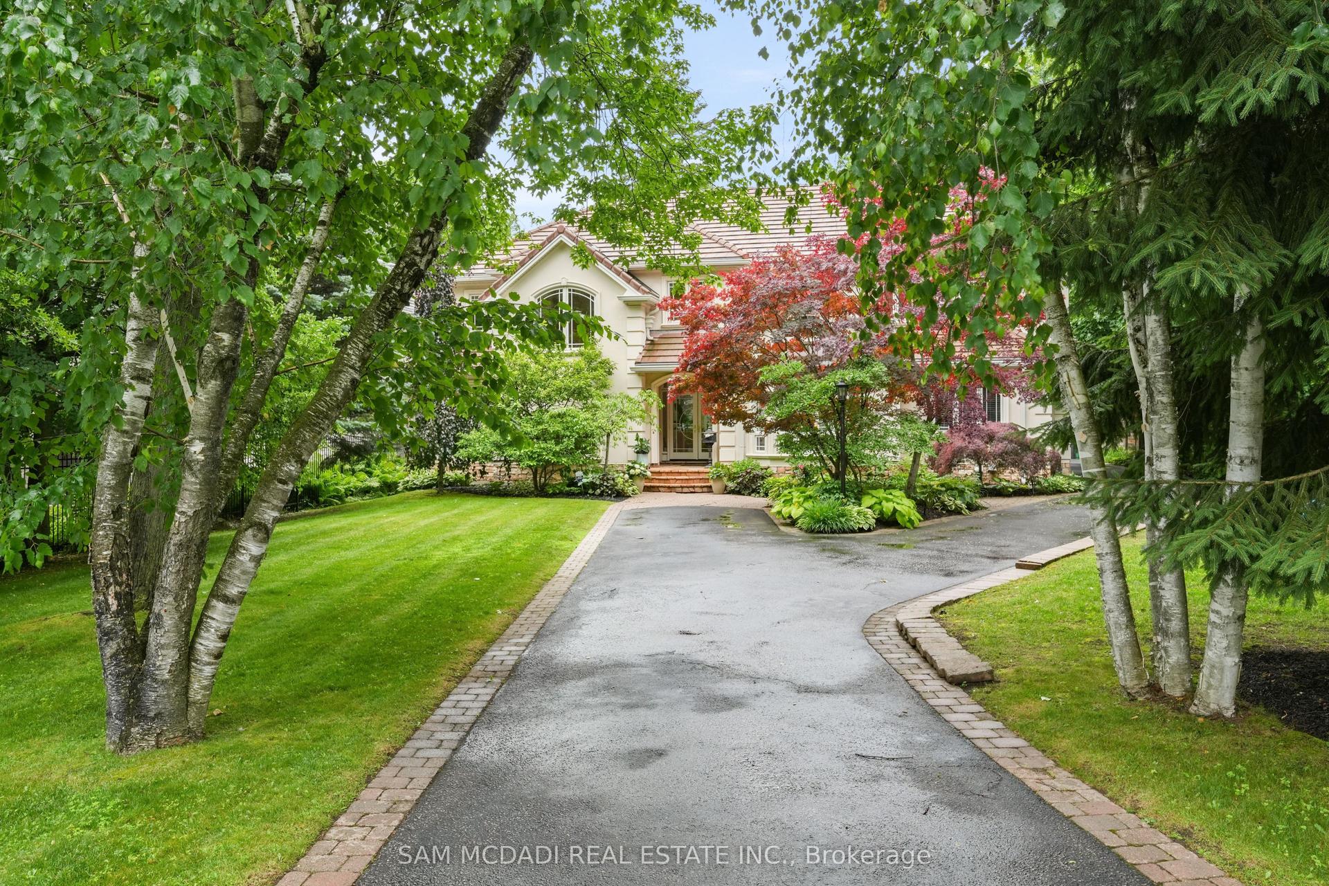 1382 Aldo Drive — photo 1