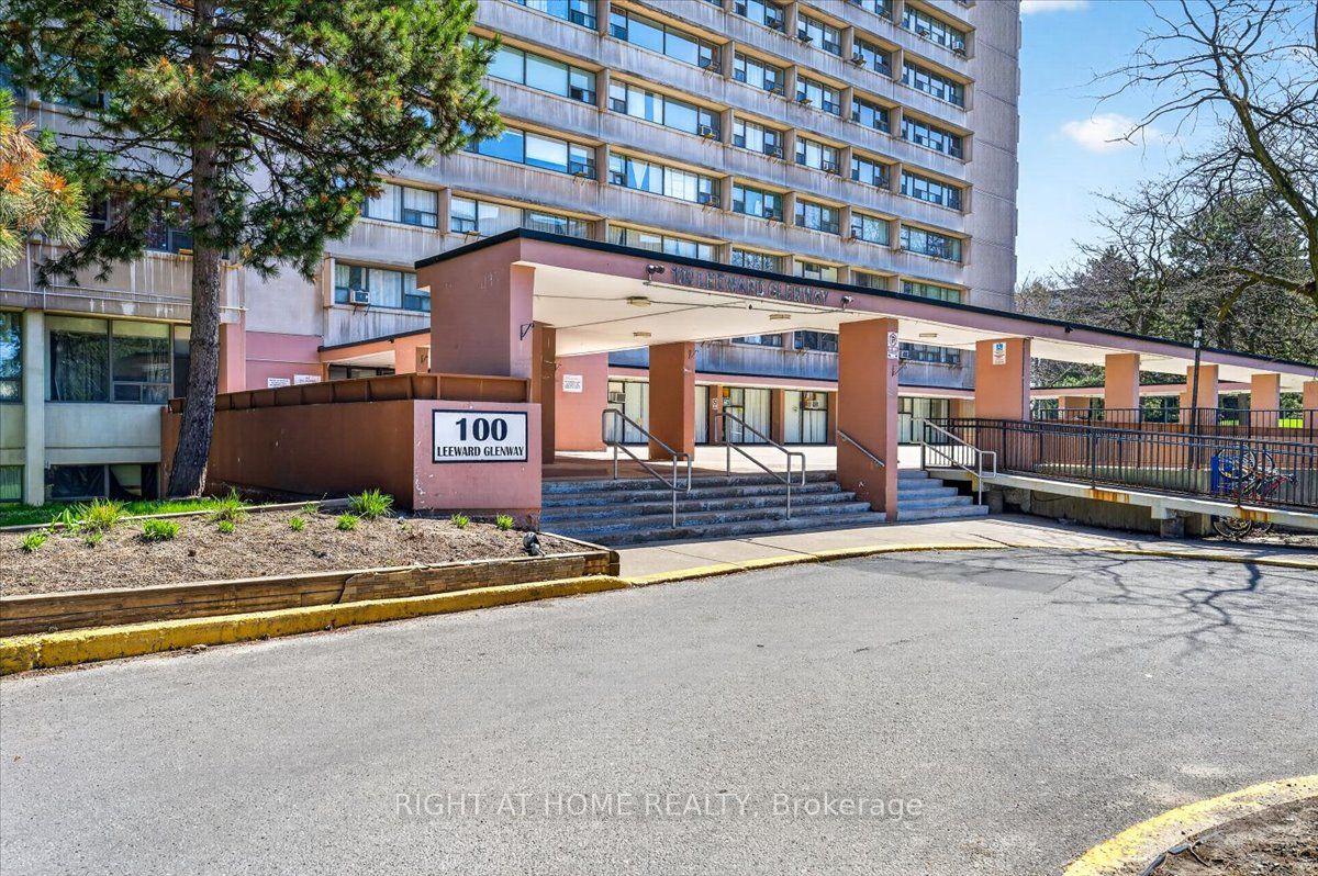 100 Leeward Glenway 708 #708 — photo 1