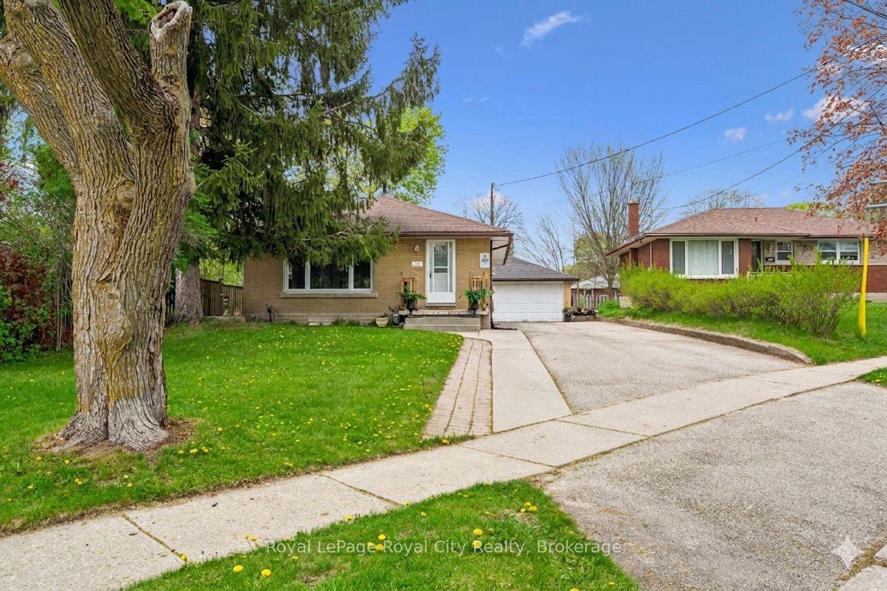 12 Delmar Boulevard — photo 1