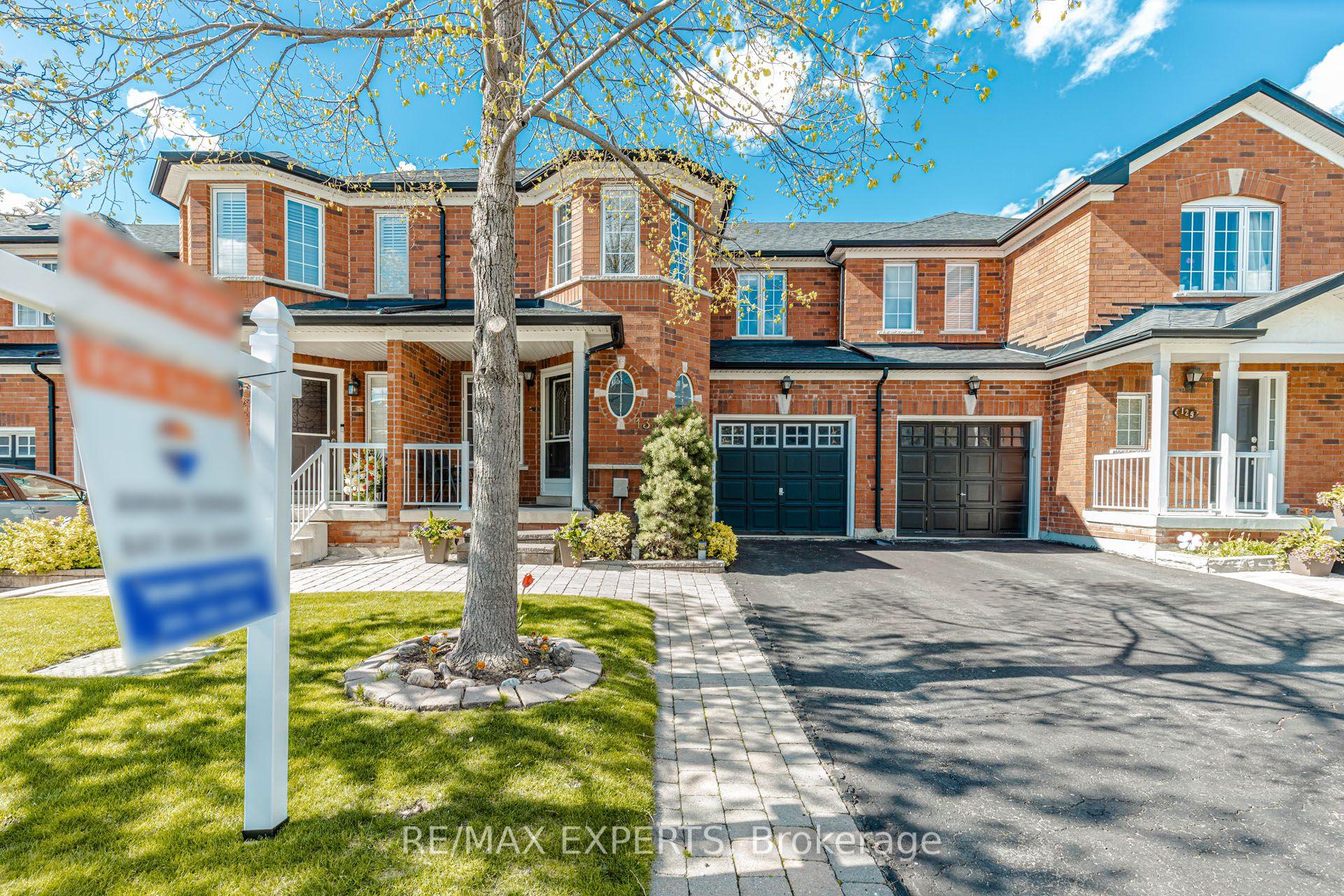 131 Legnano Crescent, Vaughan — Townhouse for sale, photo 1