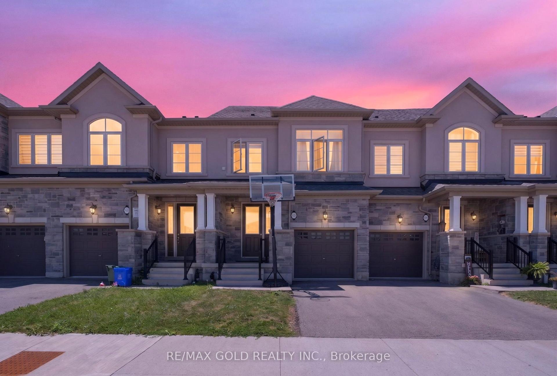 347 Raymond Road, Hamilton — Townhouse for sale, photo 1