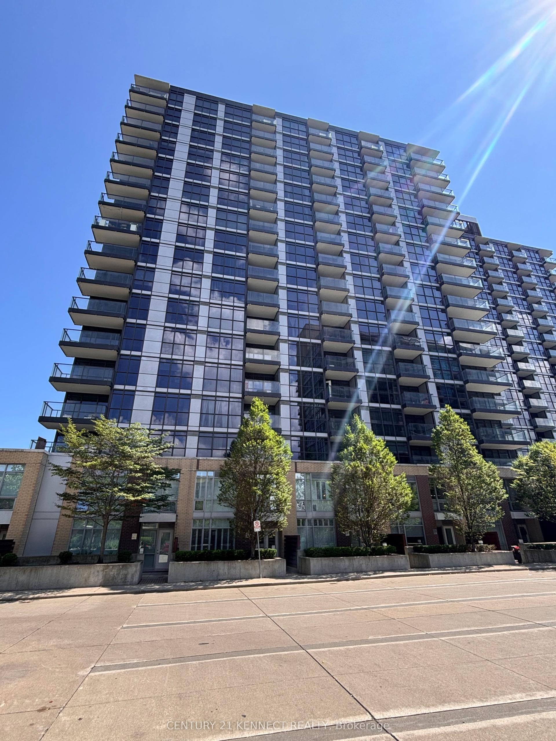 19 Singer Court 206 #206, Toronto — Condo for lease, photo 1