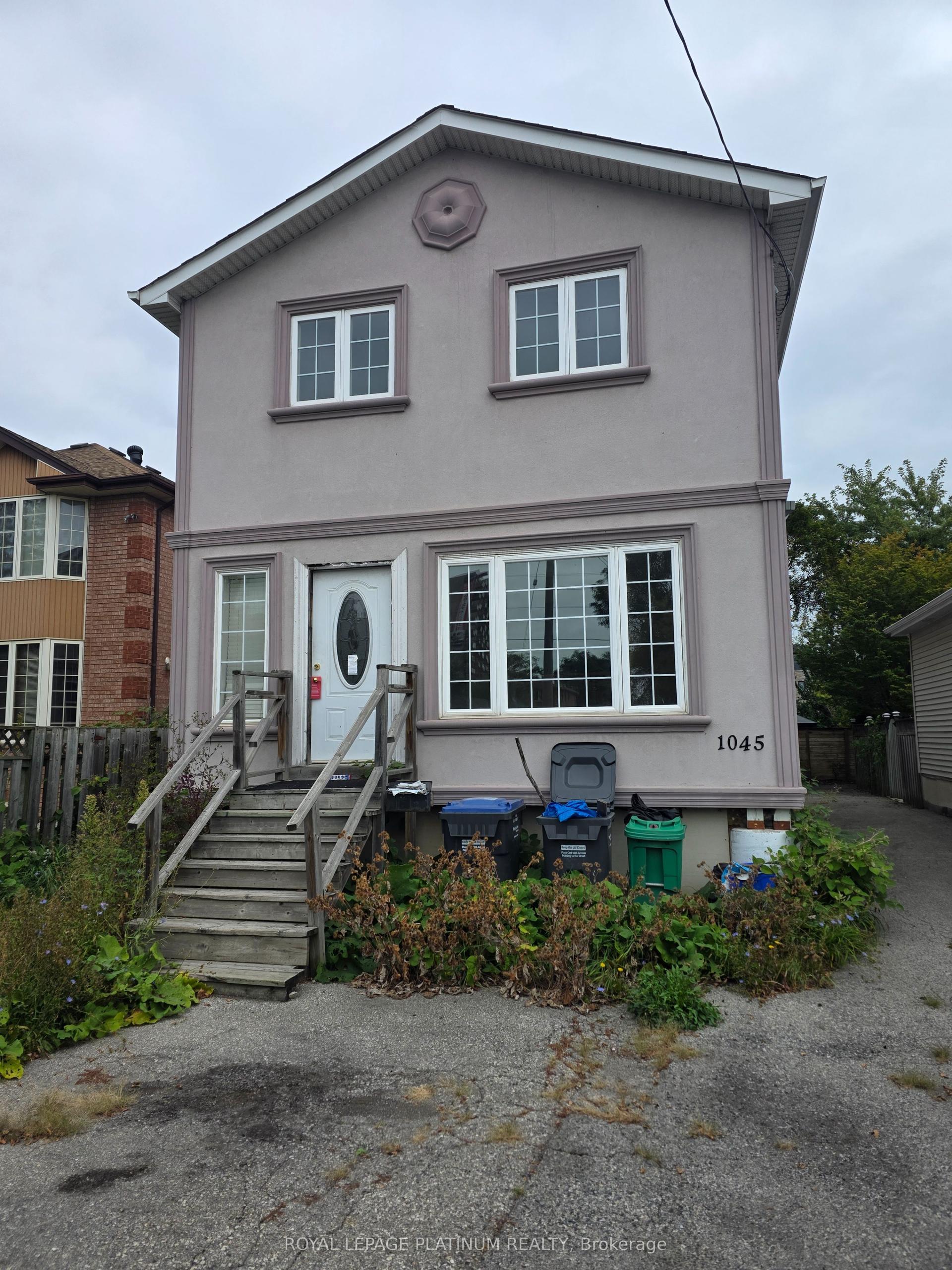 1045 Cawthra Road, Mississauga — Detached for sale, photo 1