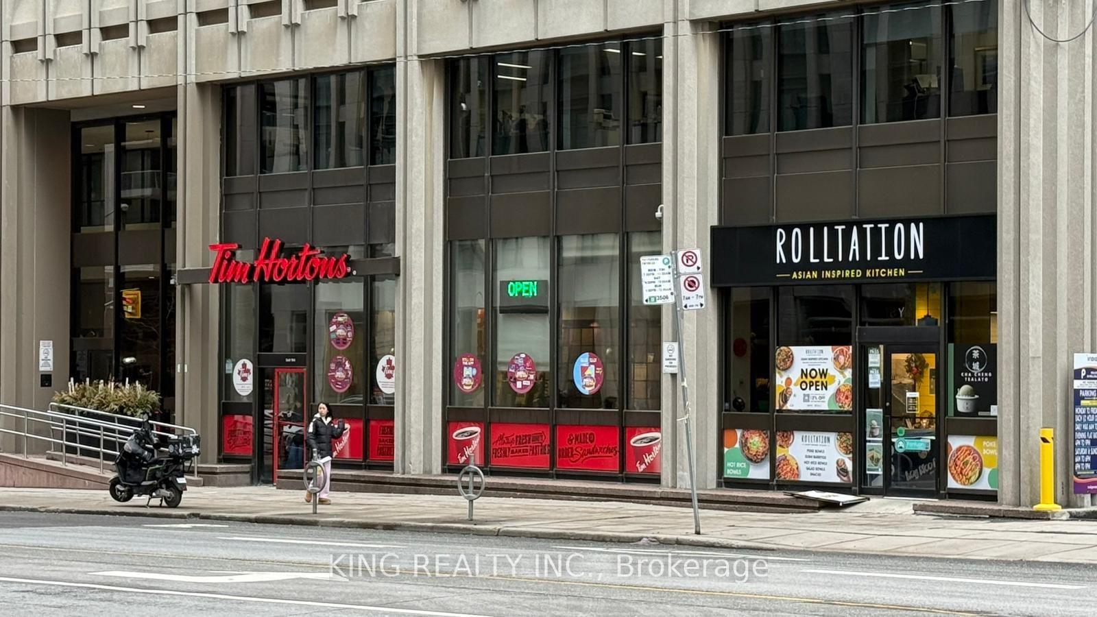 987 Bay Street — photo 1