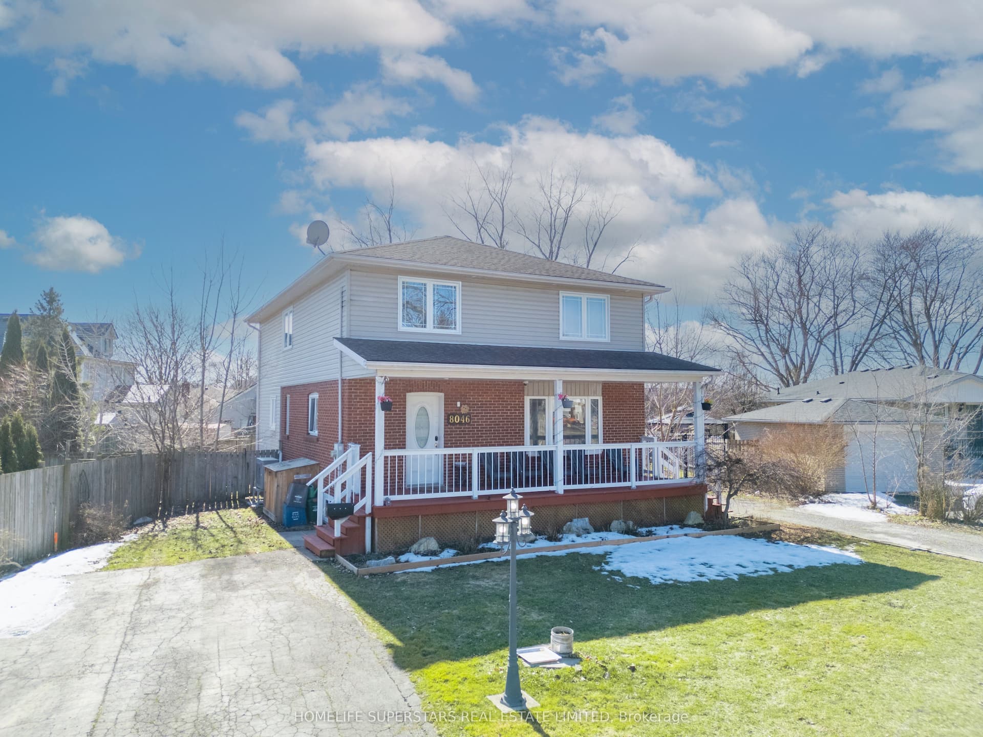 8046 E Beaverdams Road E — photo 1