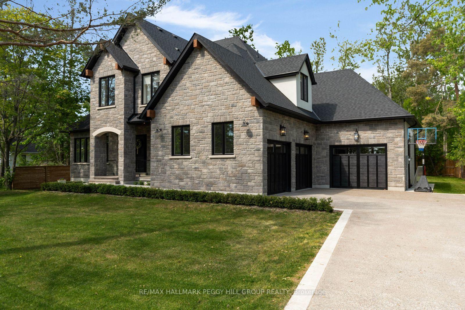 2338 Buchanan Street — photo 1