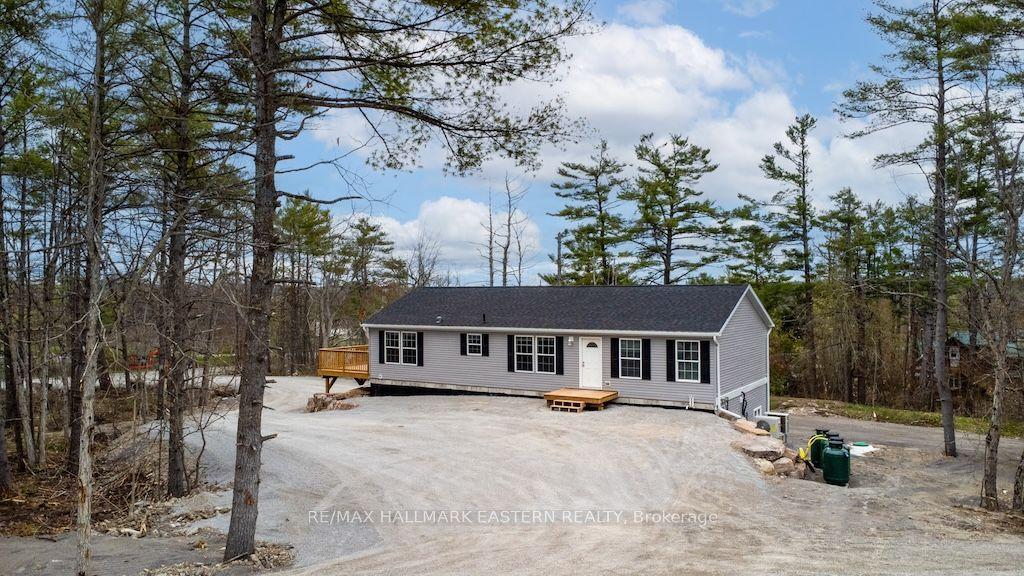 1864 Lakehurst Road — photo 1