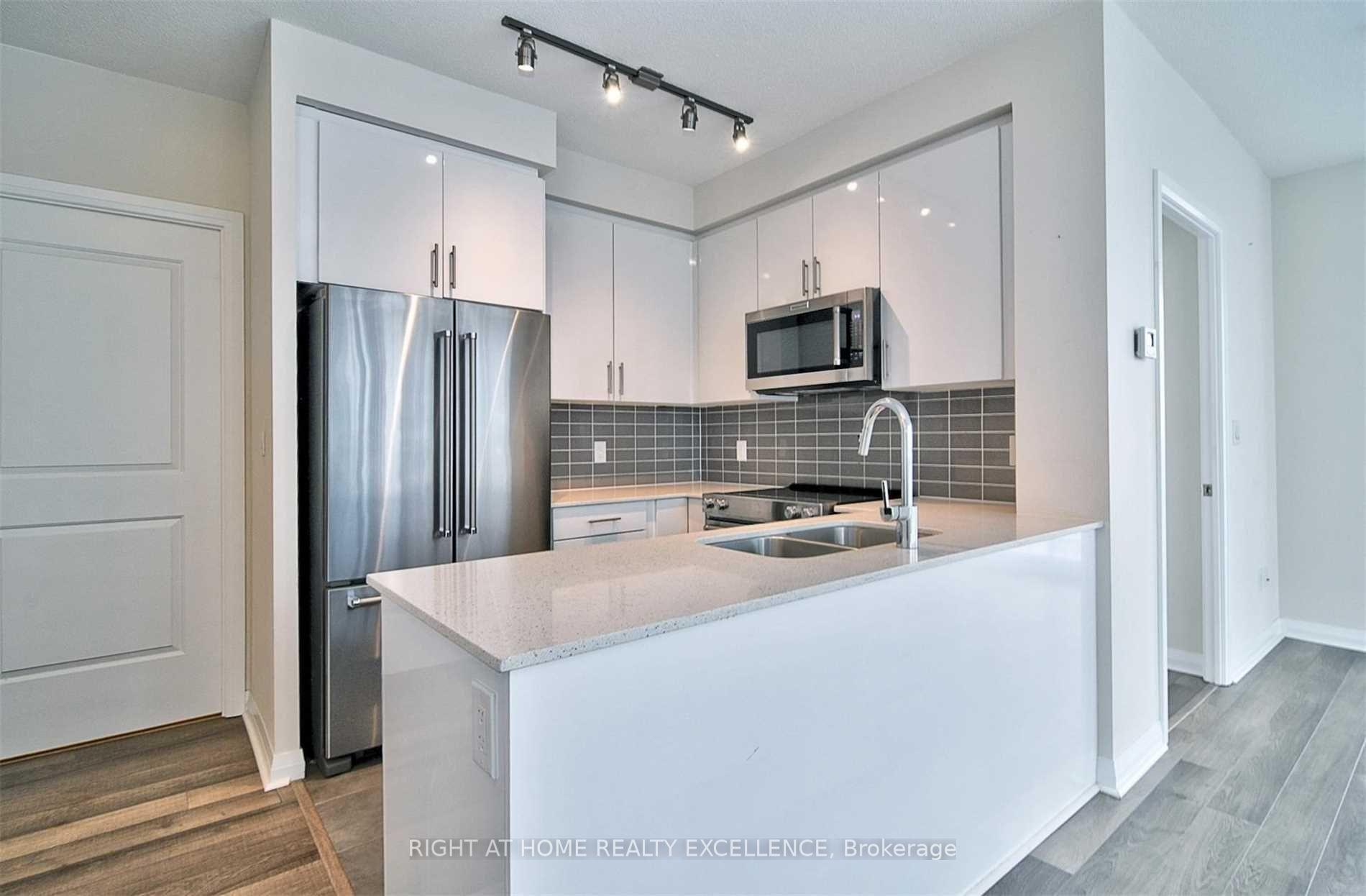 5033 Four Springs Avenue 2117 #2117 — photo 1