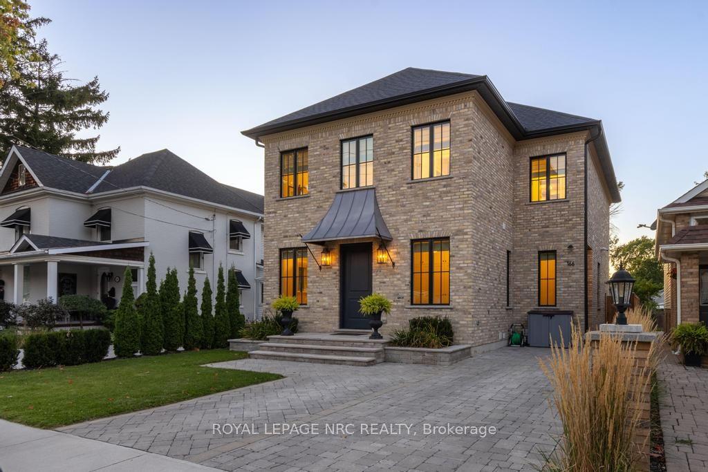 166 Dalhousie Avenue, St. Catharines — Detached for sale, photo 1
