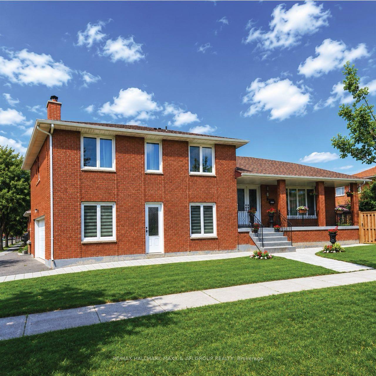 2 Lambeth Square Bachelor #Bachelor, Toronto — Detached for lease, photo 1