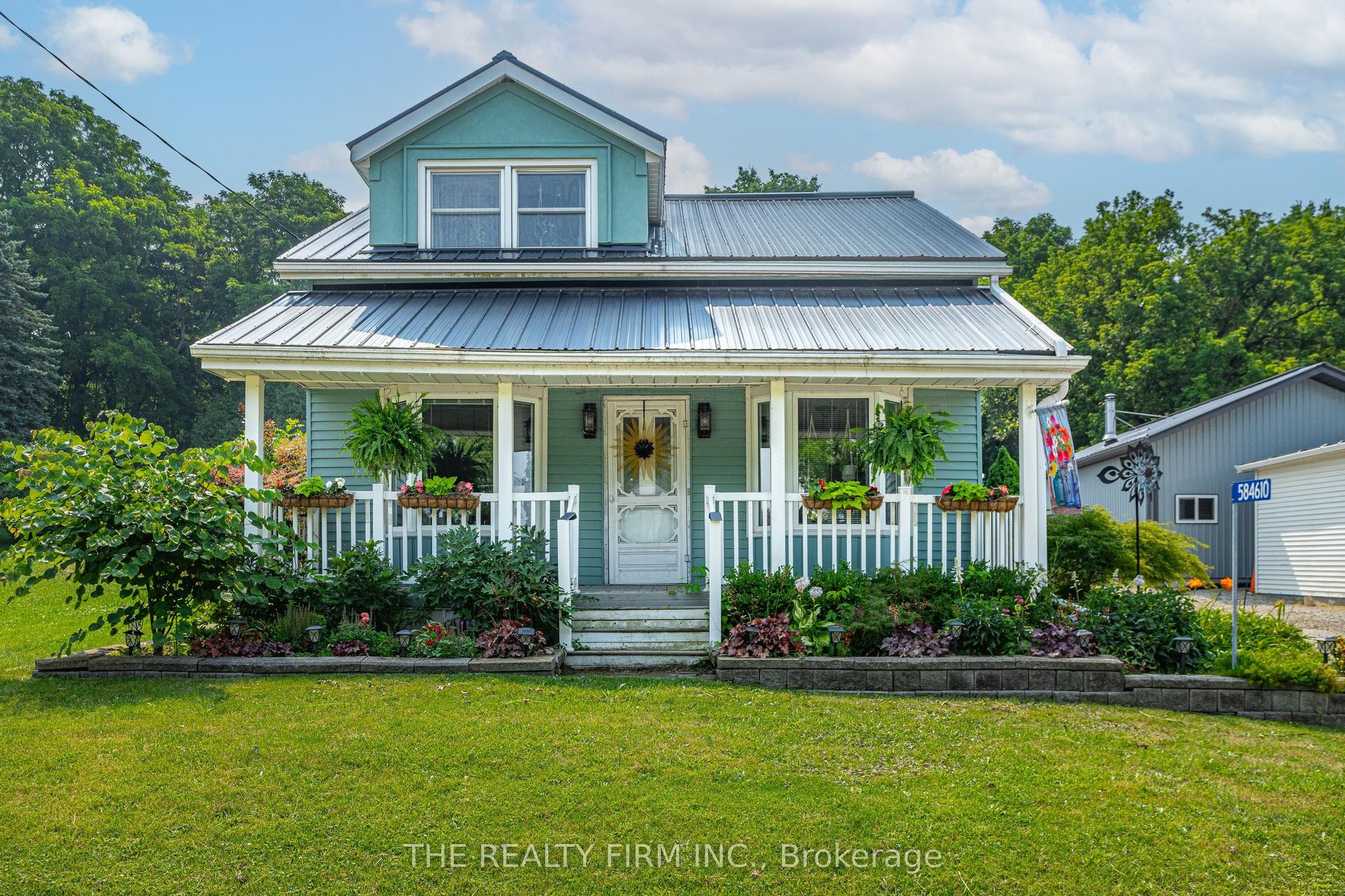 584610 Beachville Road — photo 1