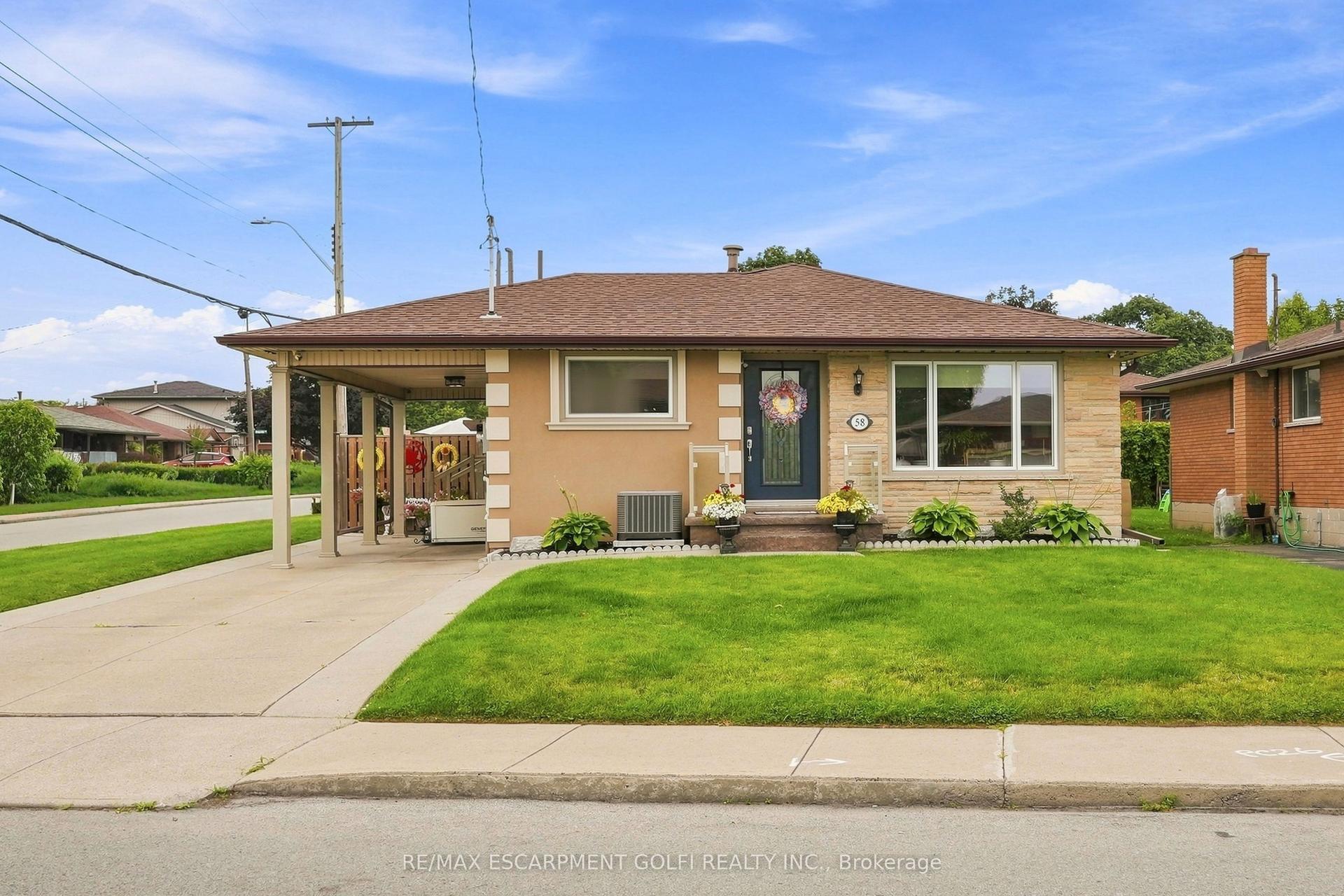 58 Moxley Drive, Hamilton — Detached for sale, photo 1