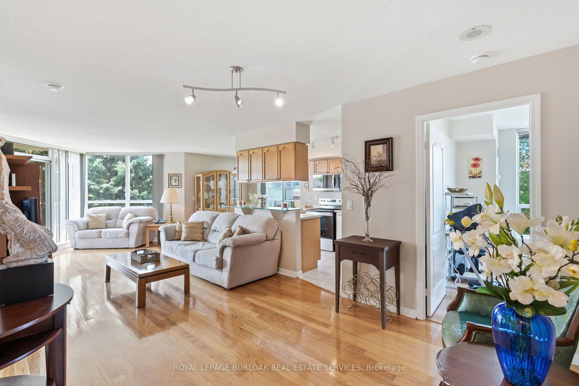 1150 Parkwest Place 301 #301, Mississauga — Condo for sale, photo 1