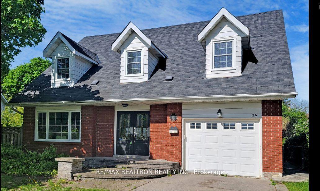 38 Chant Crescent, Markham — Detached for lease, photo 1