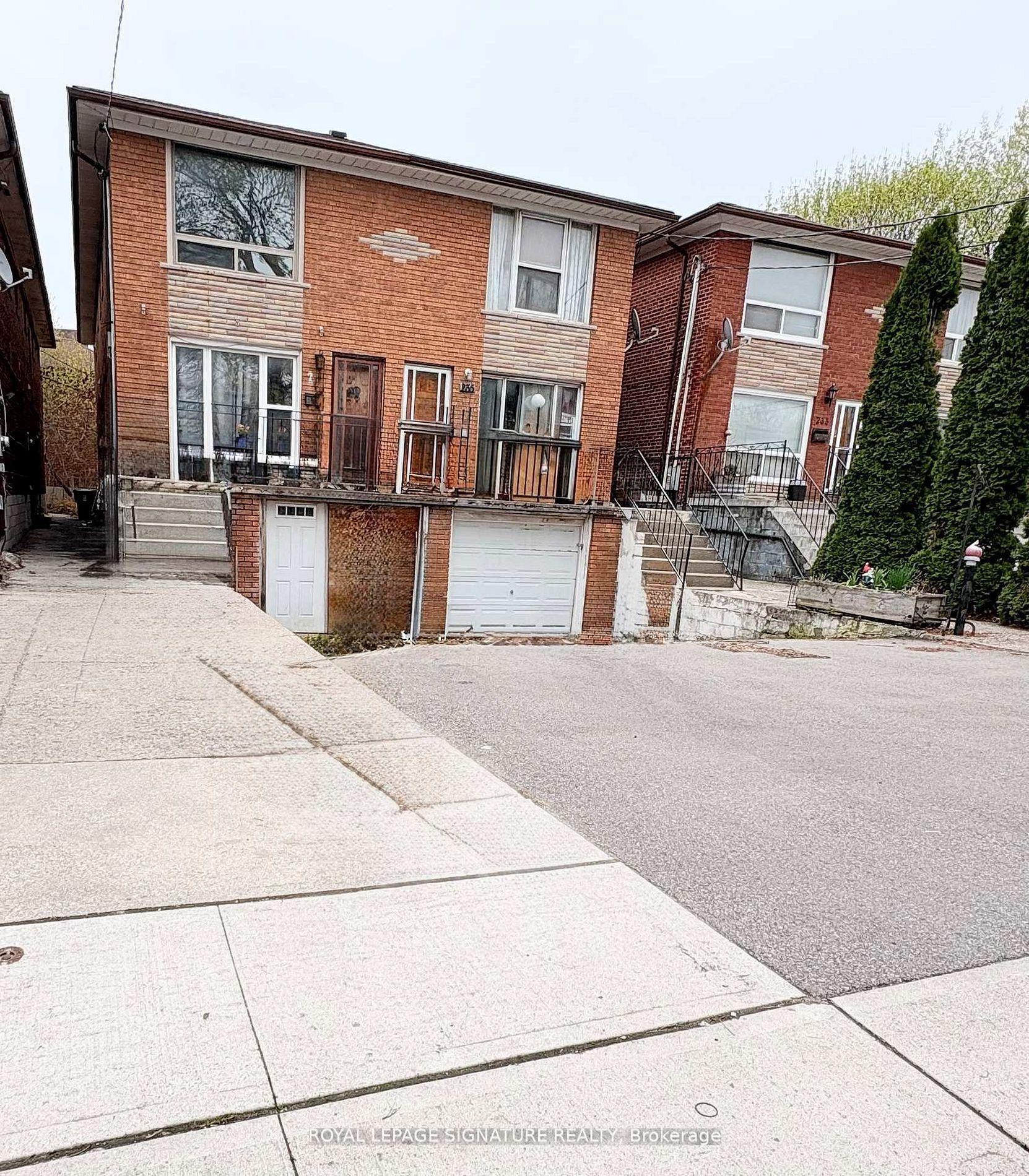 237 Pickering Street — photo 1
