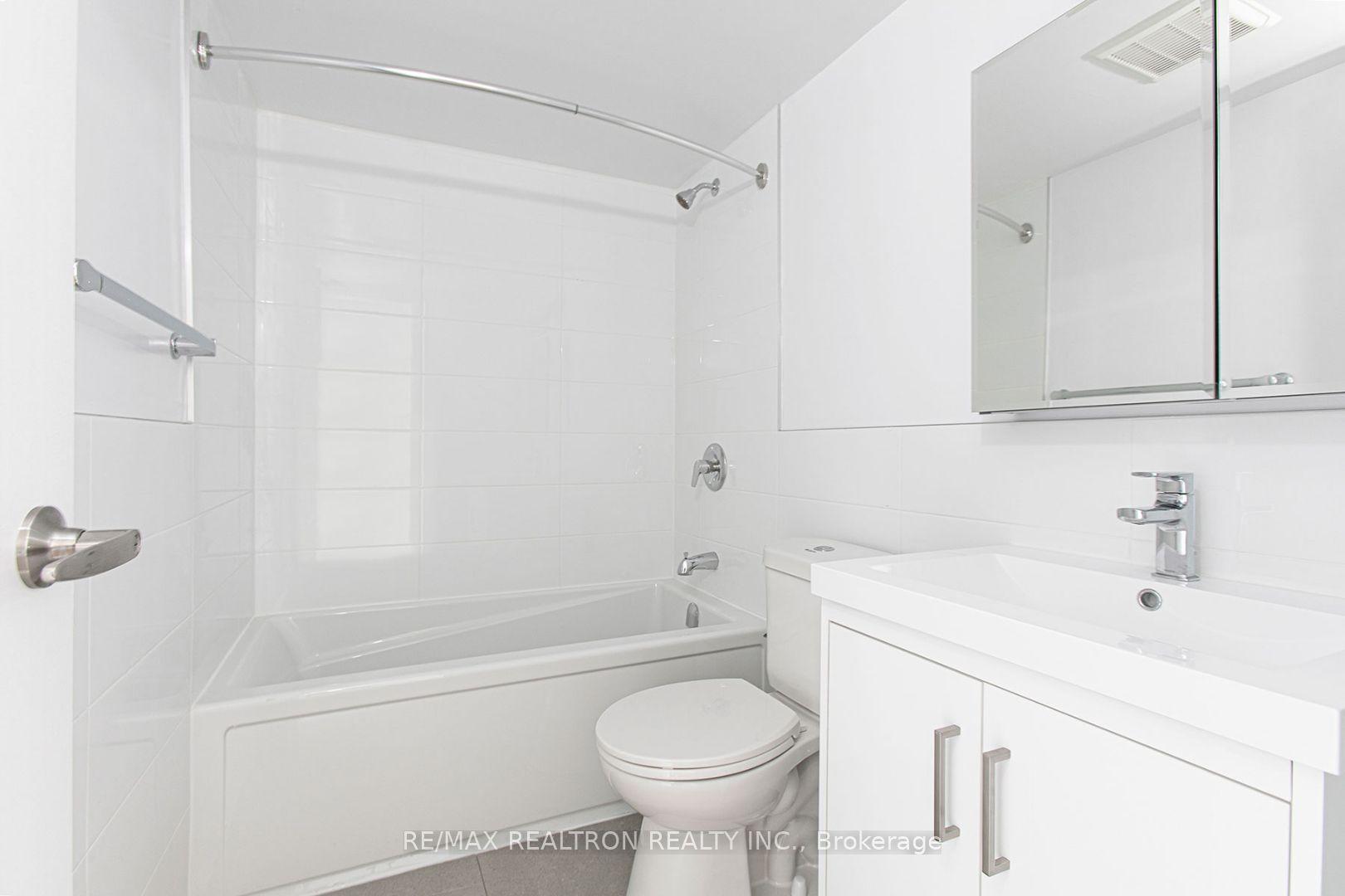 33 Isabella Street 1505 #1505, Toronto — Condo for lease, photo 1