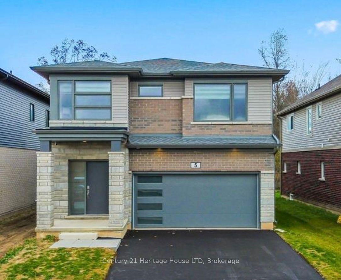 5 Wilson Drive — photo 1