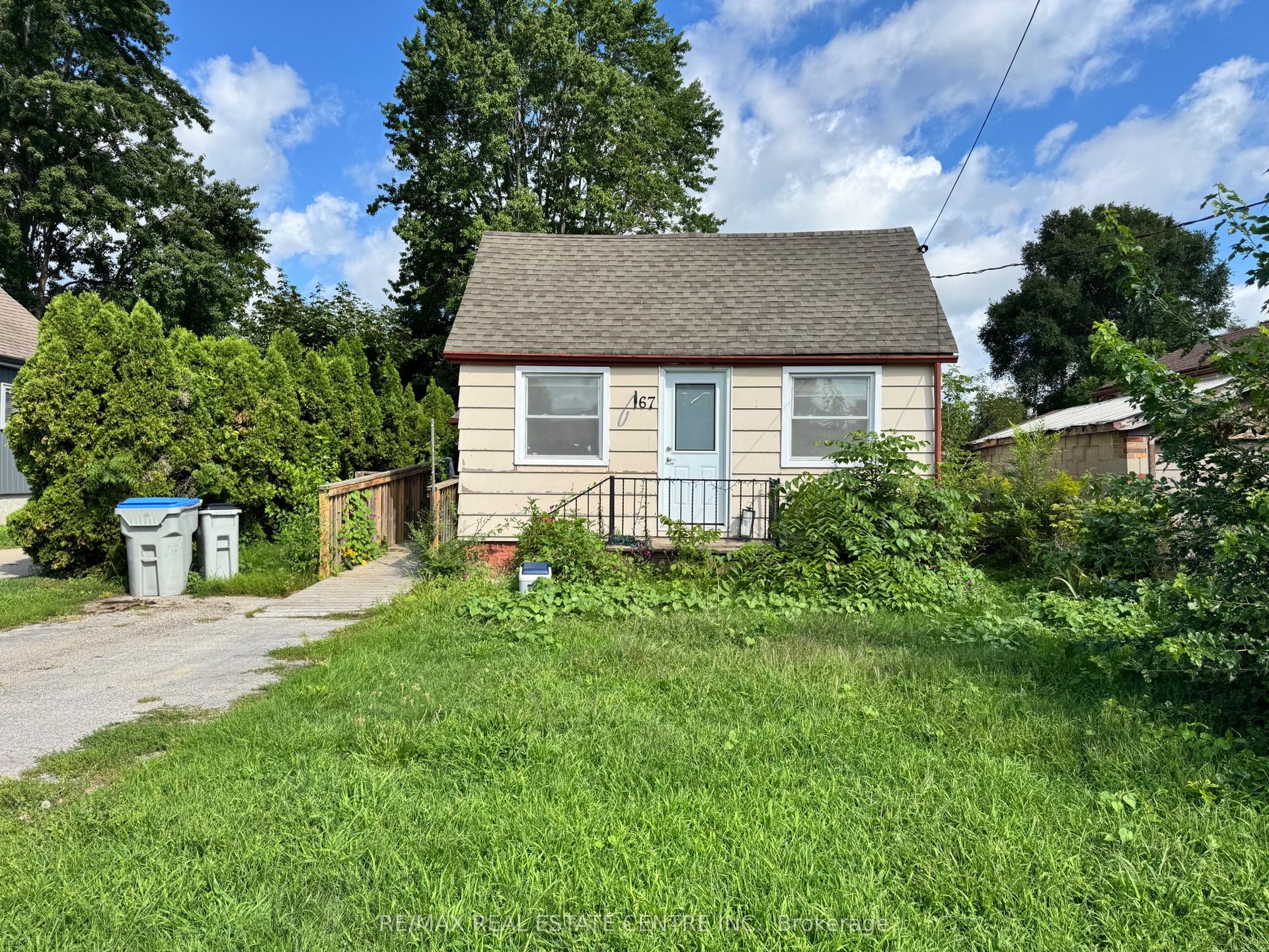 67 Clarence Street, Strathroy-Caradoc — Detached for sale, photo 1
