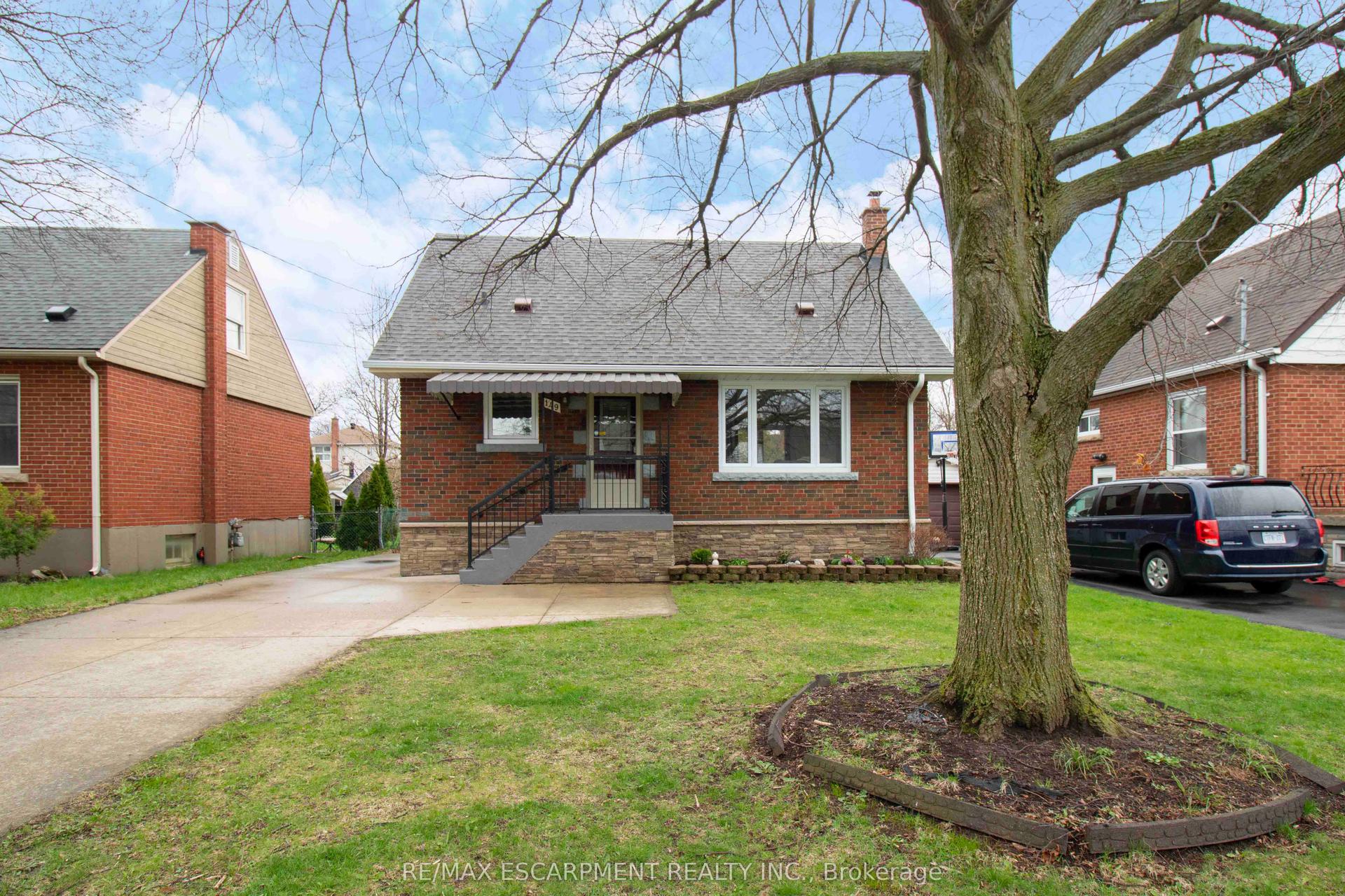 149 East 34th Street, Hamilton — Detached for sale, photo 1