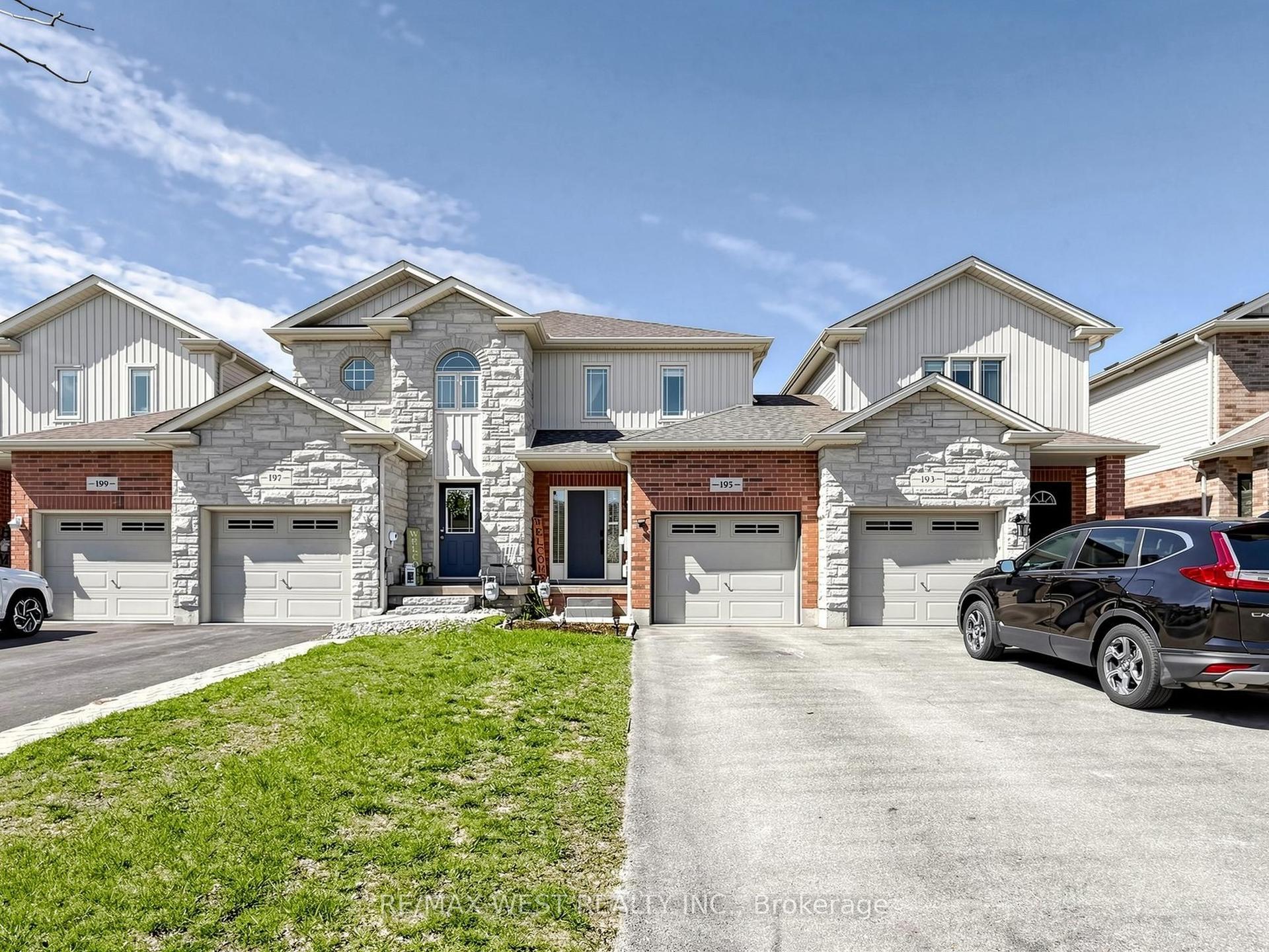 195 Banting Crescent — photo 1
