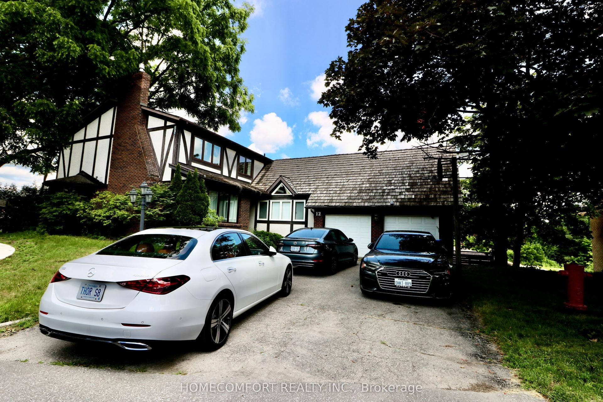 12 Banbury Court, Aurora — Detached for lease, photo 1