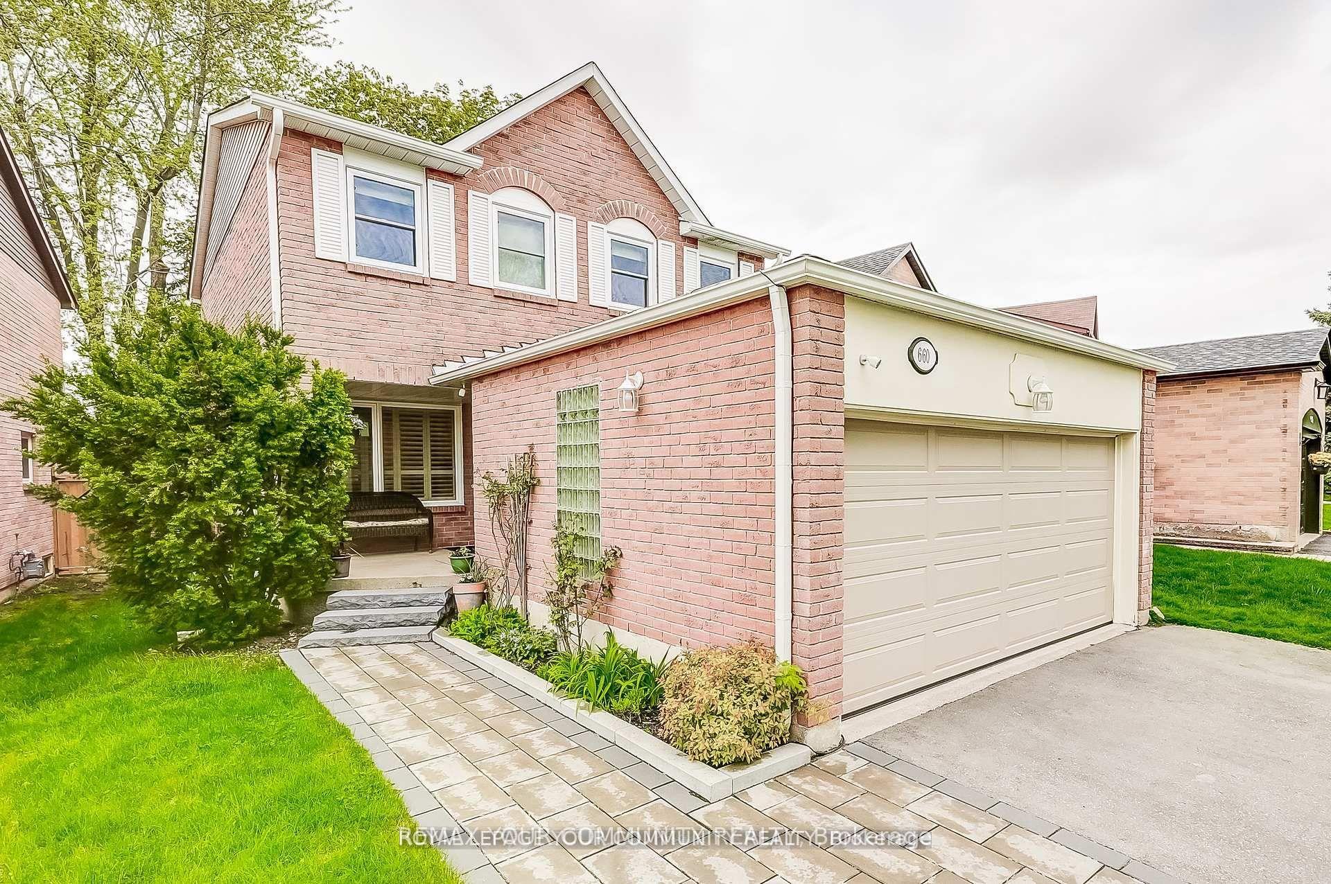660 Foxwood Trail, Pickering — Detached for sale, photo 1
