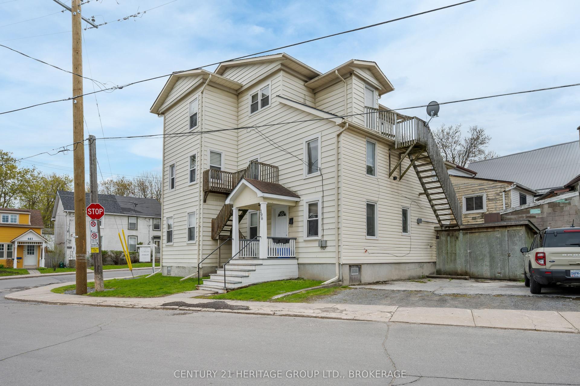 432 Barrie Street, Kingston — Multiplex for sale, photo 1