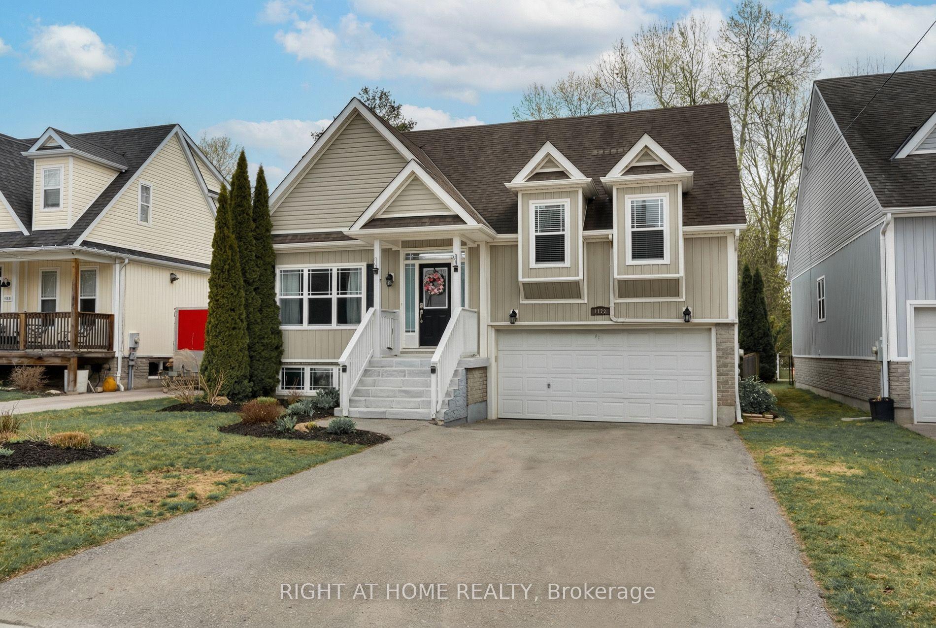 1171 Ewart Street — photo 1