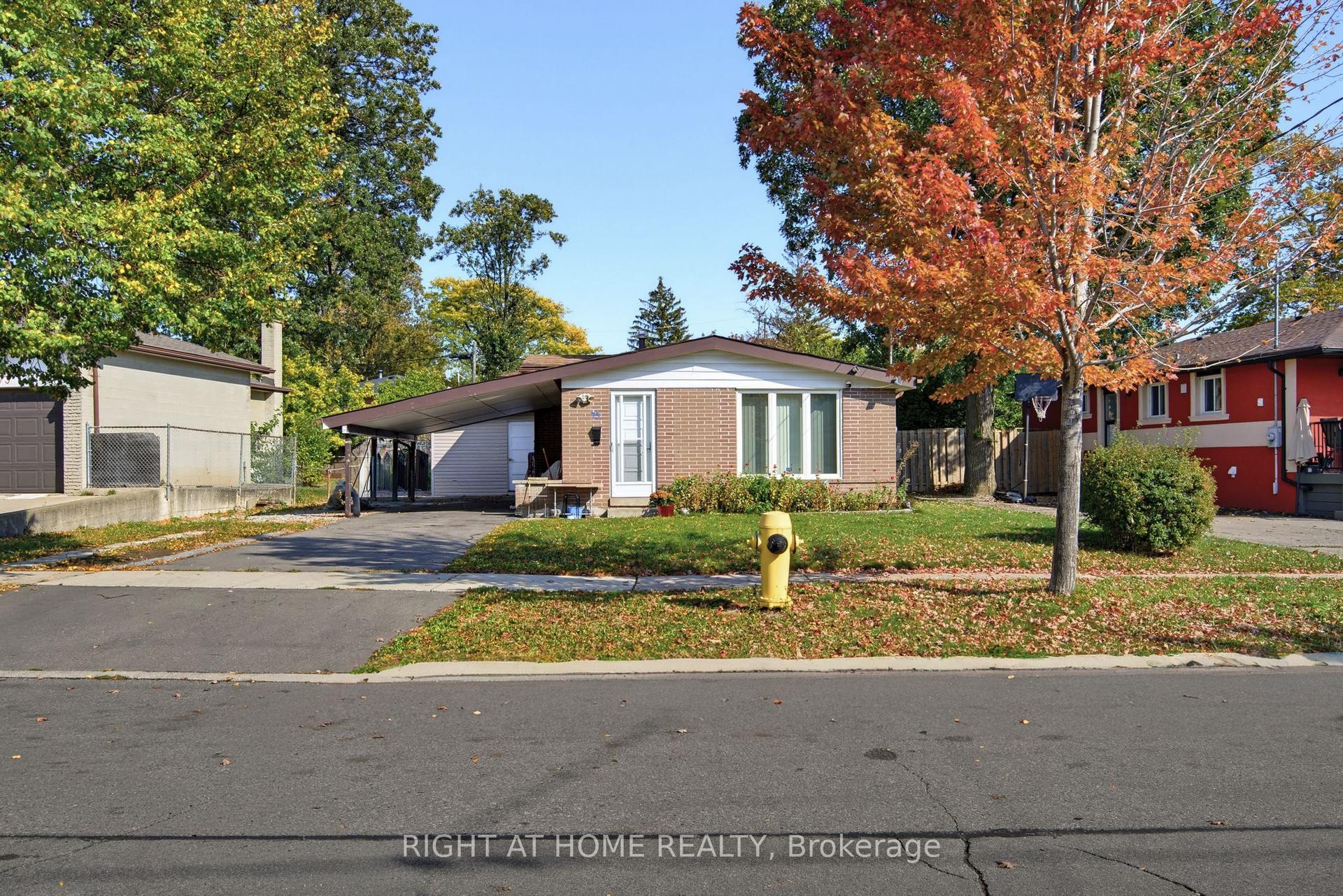75 Bloomington Crescent, Toronto — Detached for sale, photo 1