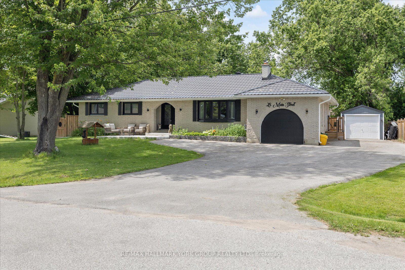28 Main Street, Georgina — Detached for sale, photo 1